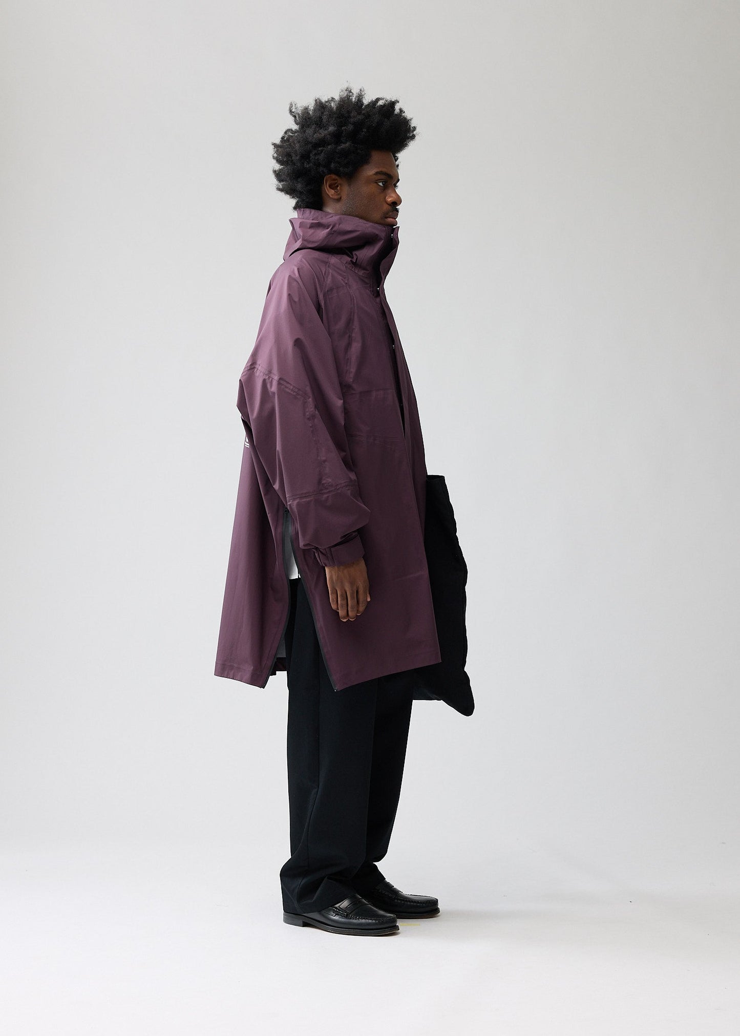 TECHNICAL RAIN JACKET