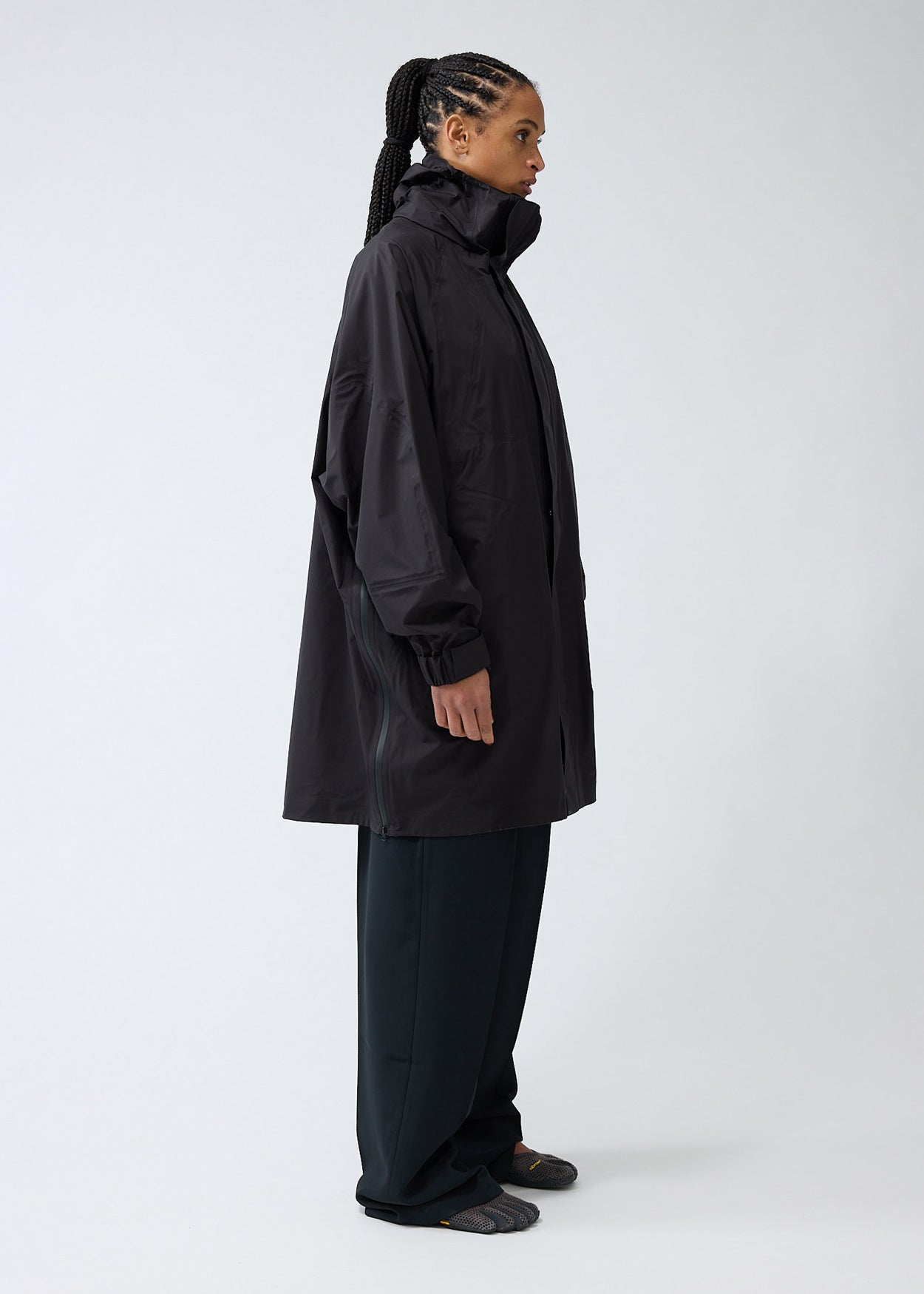 TECHNICAL RAIN JACKET BLACK