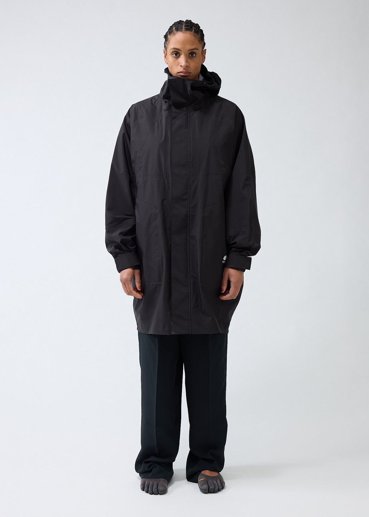 TECHNICAL RAIN JACKET BLACK