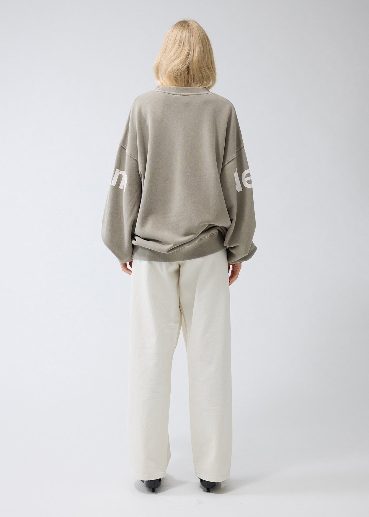 LINE CREWNECK SWEATER SENECA ROCK