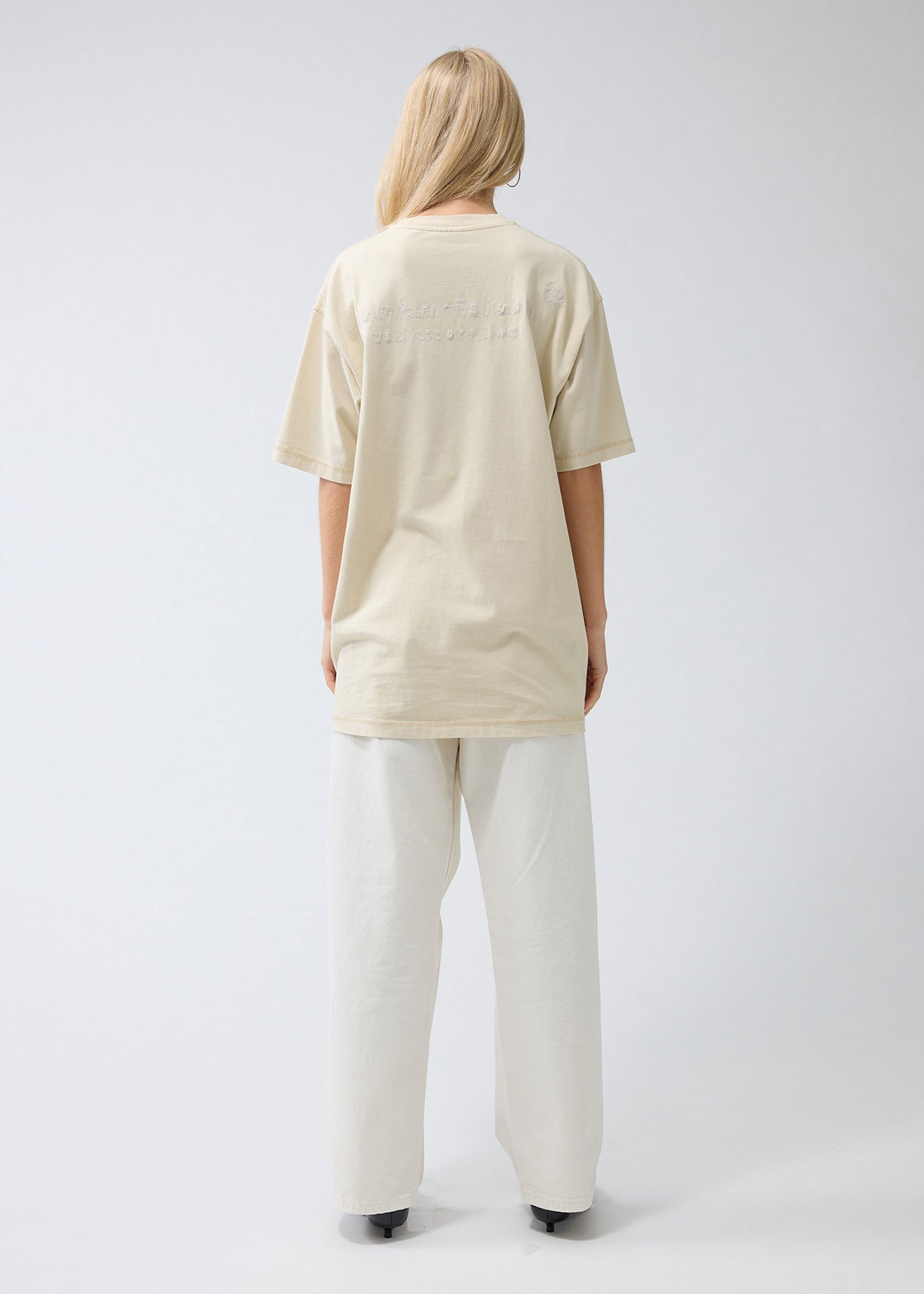 LOGO TEE WASHED EMBRO SENECA ROCK