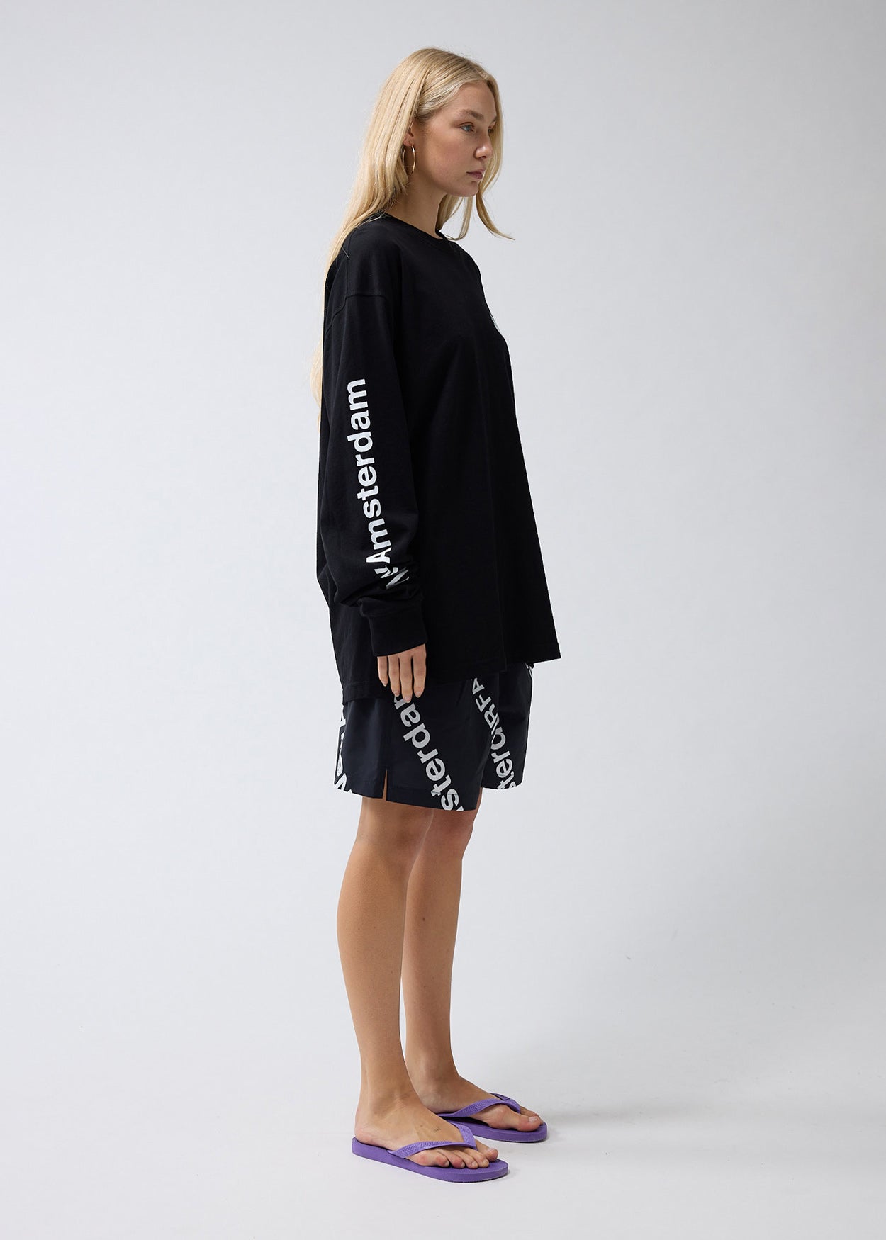 LOGO LONGSLEEVE BLACK/WHITE