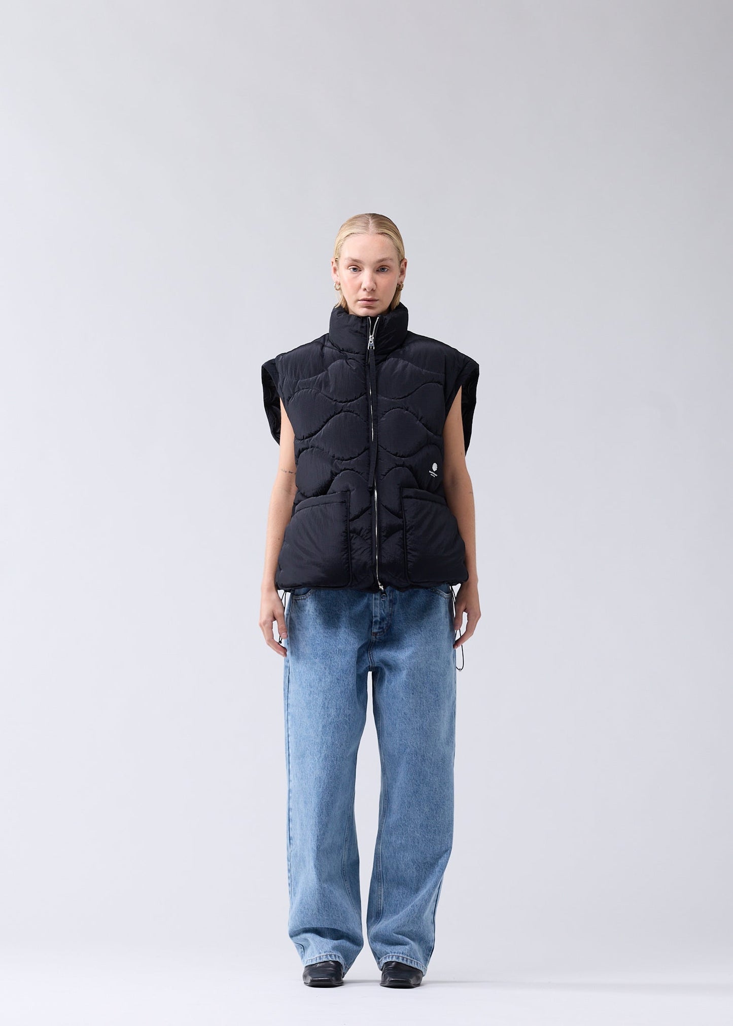 DETACHABLE JACKET BLACK