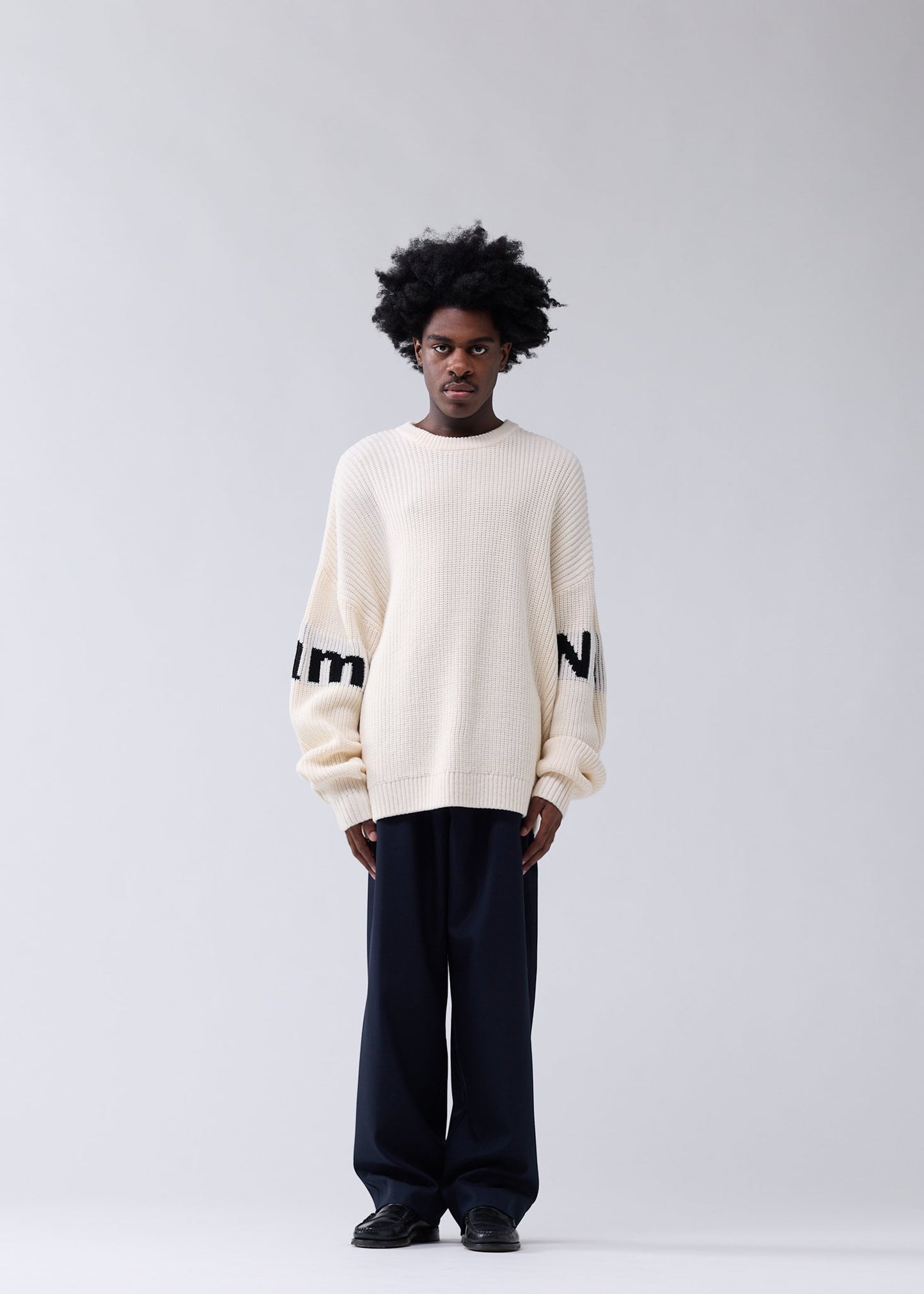 NAME CREW KNIT ECRU/BLACK