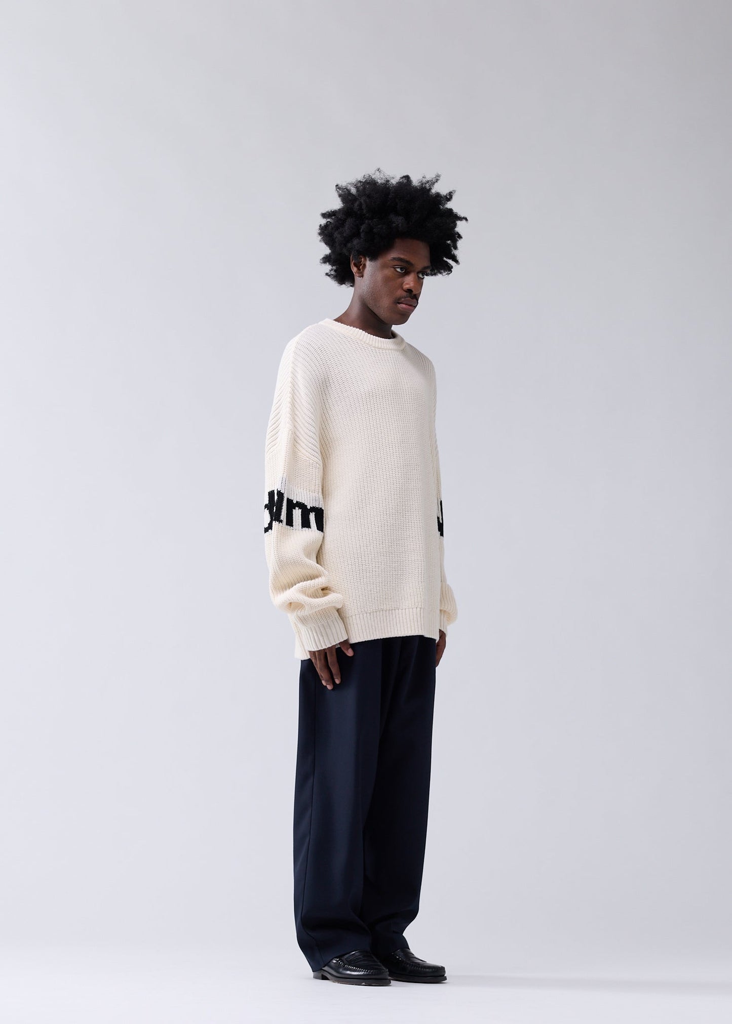 NAME CREW KNIT ECRU/BLACK