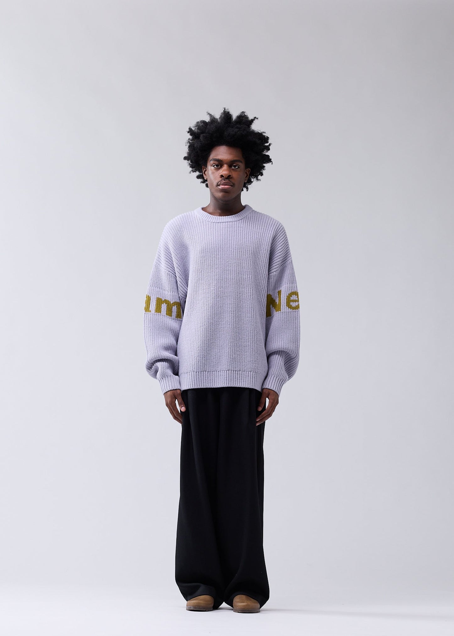 NAME CREW KNIT SEA FOG/MOSS