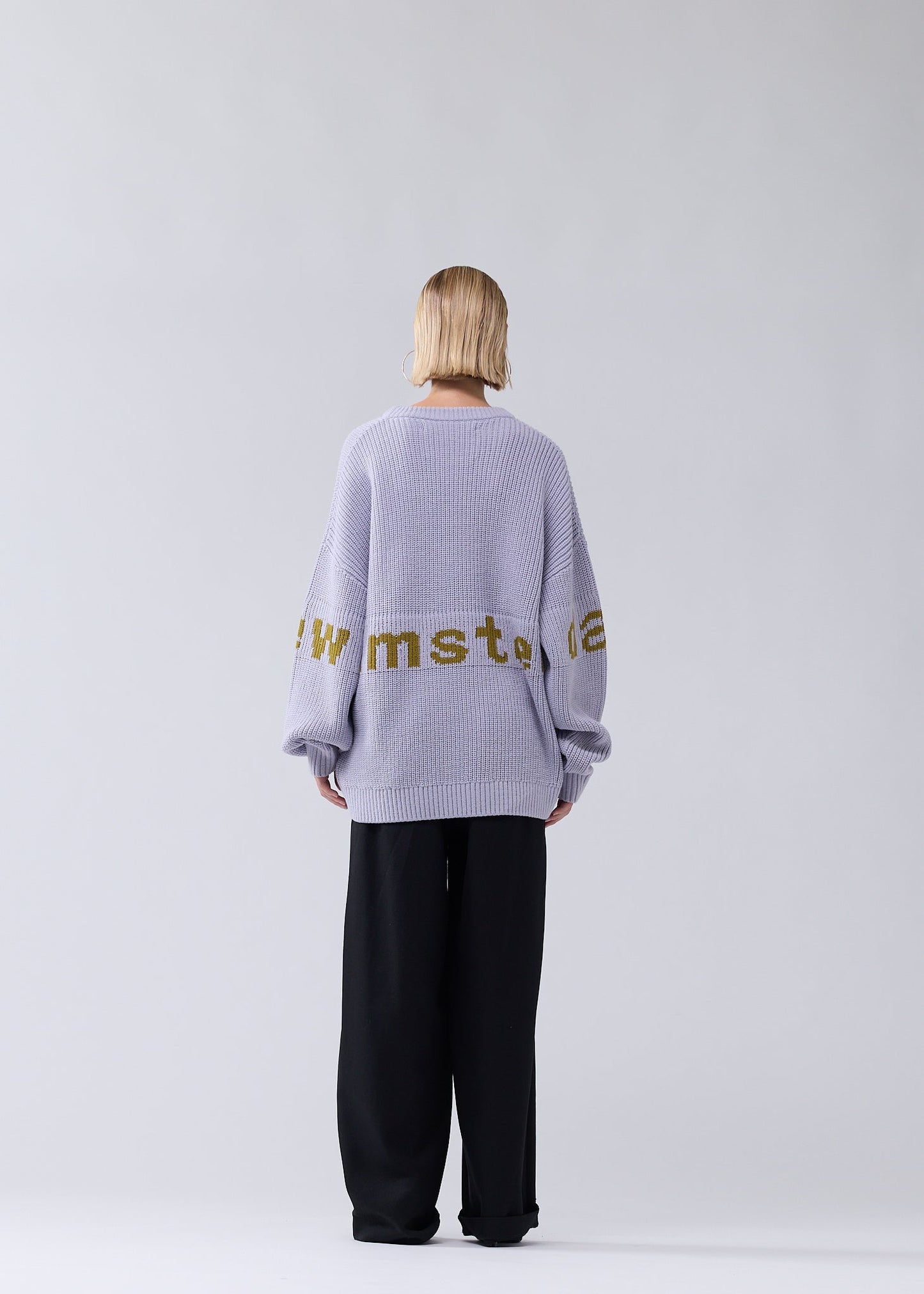NAME CREW KNIT SEA FOG/MOSS