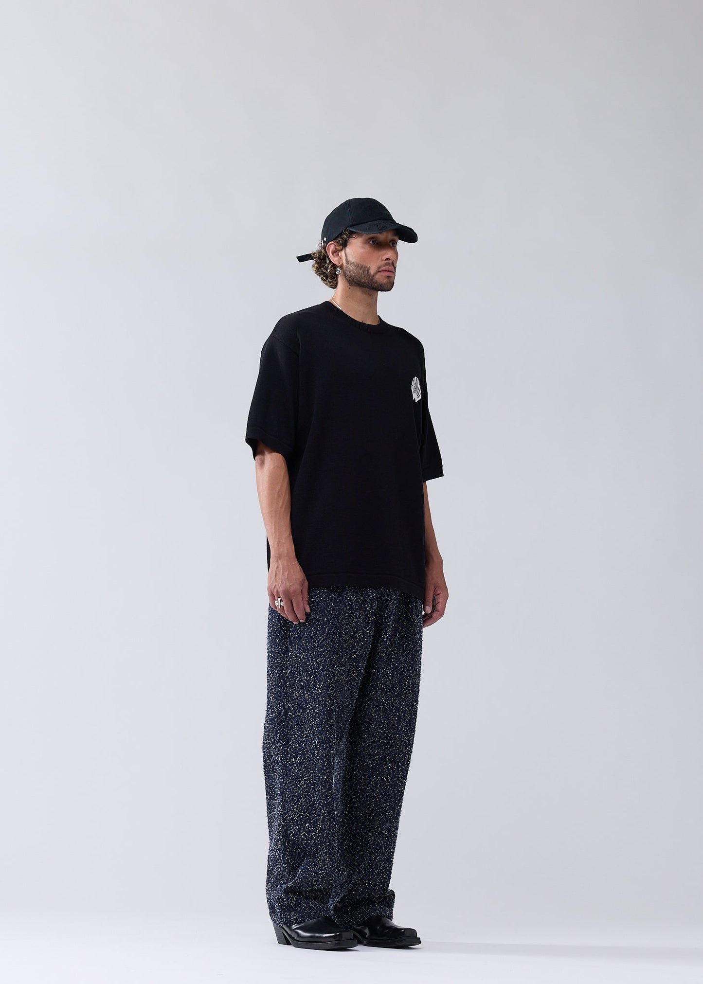 KNITTED LOGO TEE BLACK/WHITE