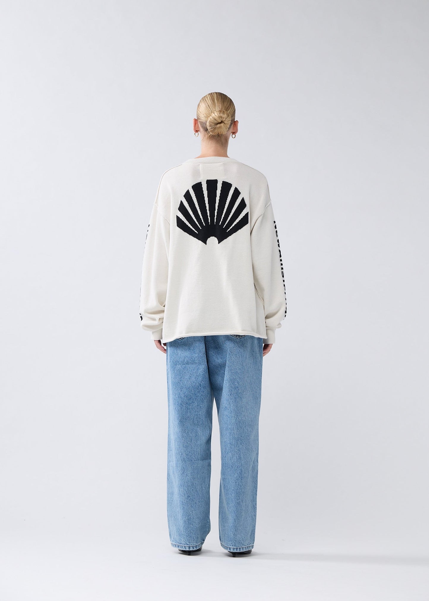 KNITTED LOGO LONGSLEEVE ECRU/BLACK