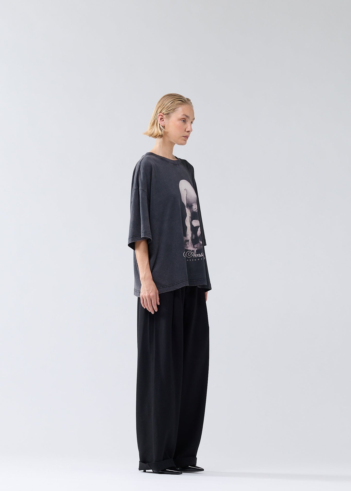 ATLAS TEE BLACK