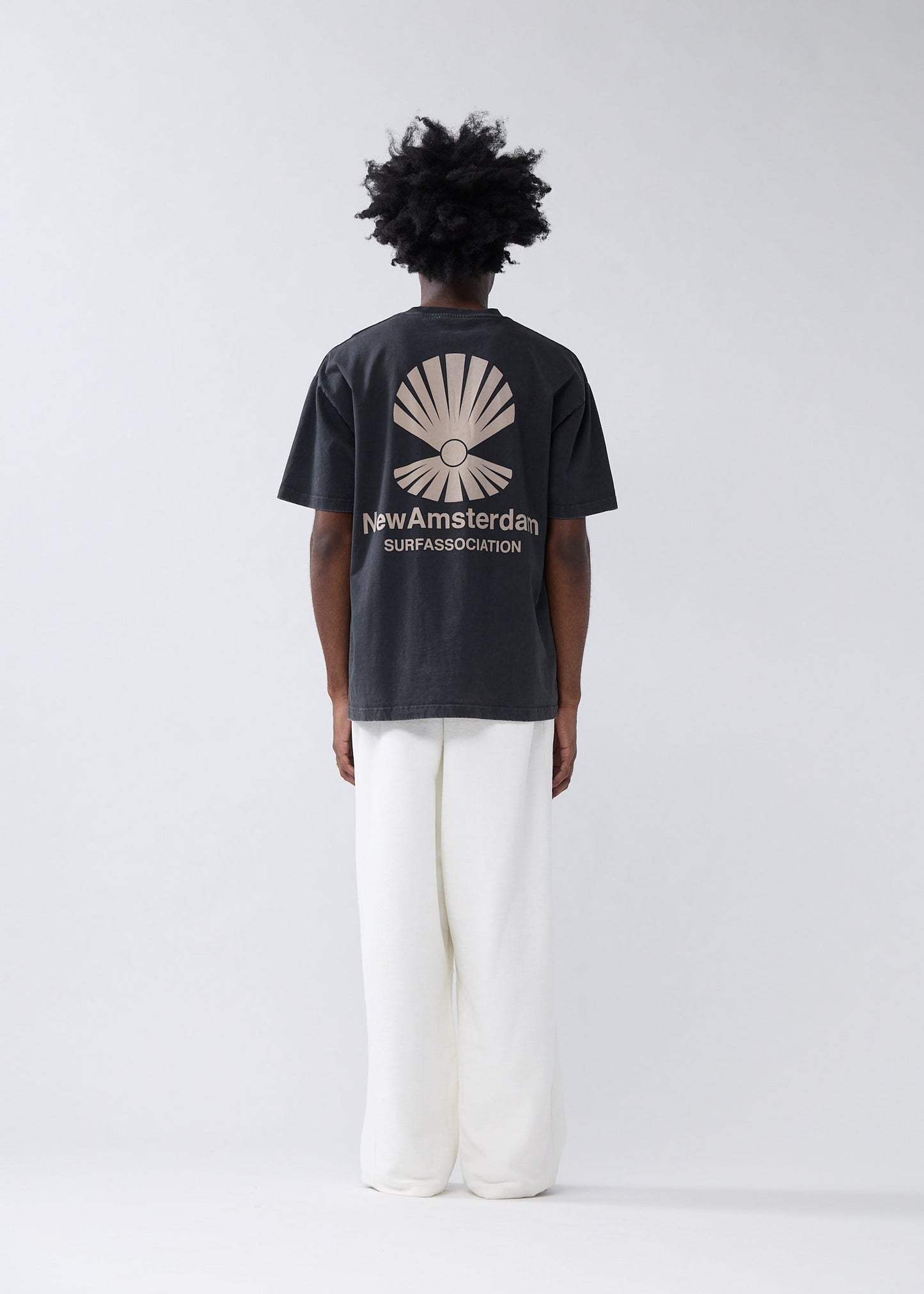 OYSTER TEE BLACK