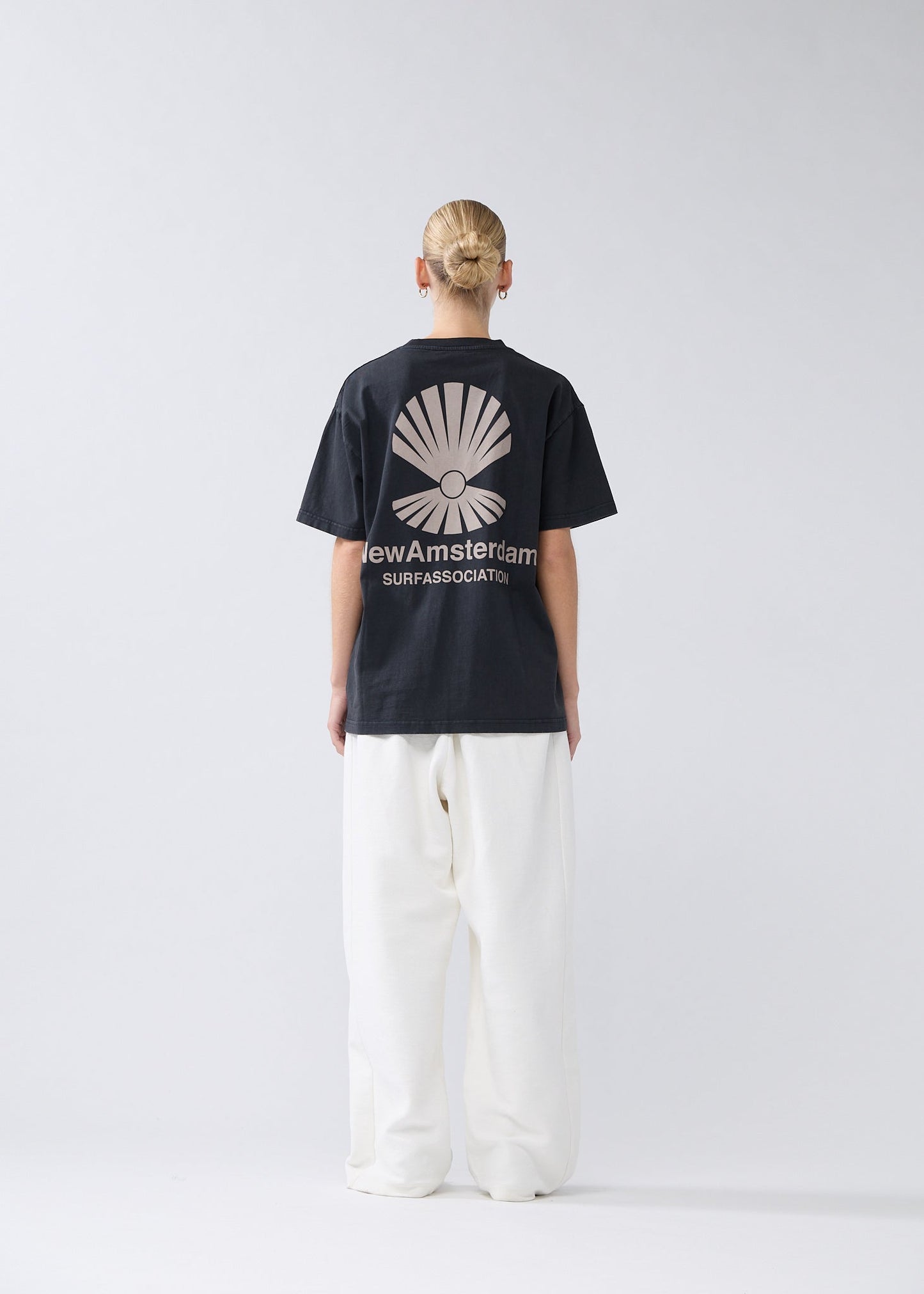 OYSTER TEE BLACK