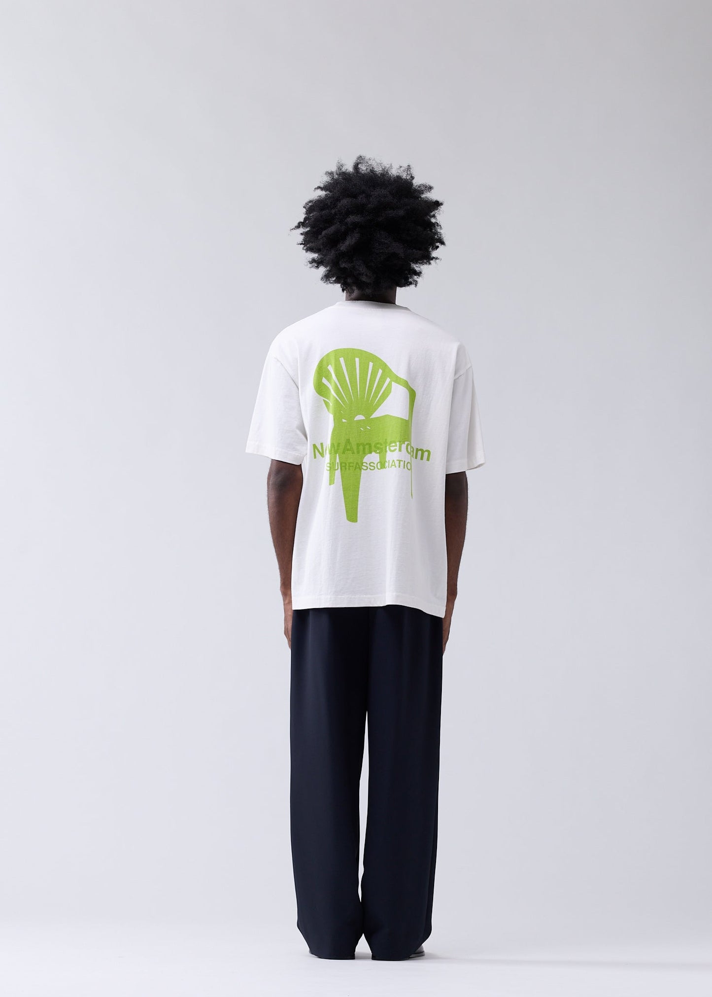 CHAIR TEE WHITE