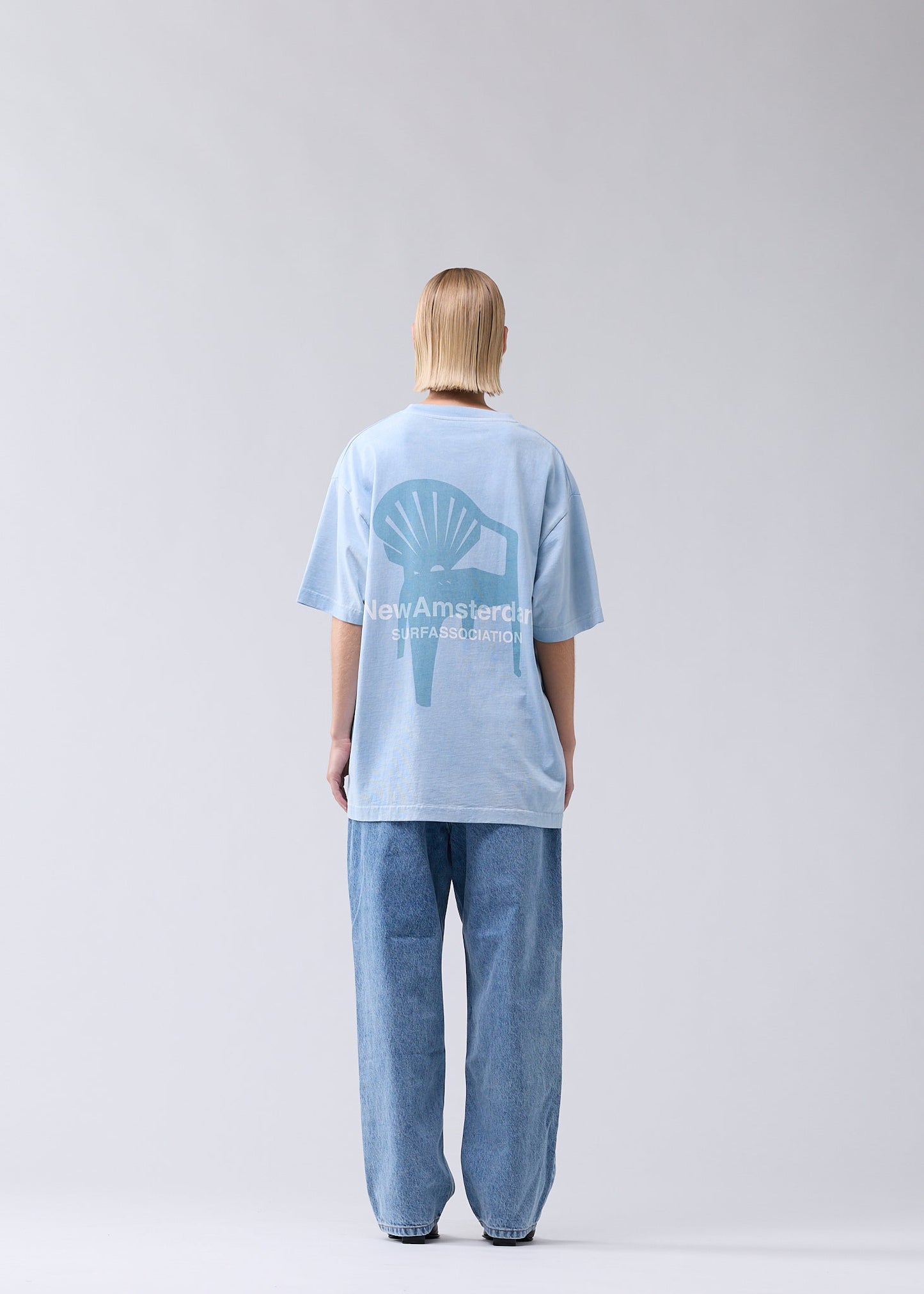 CHAIR TEE BLUE