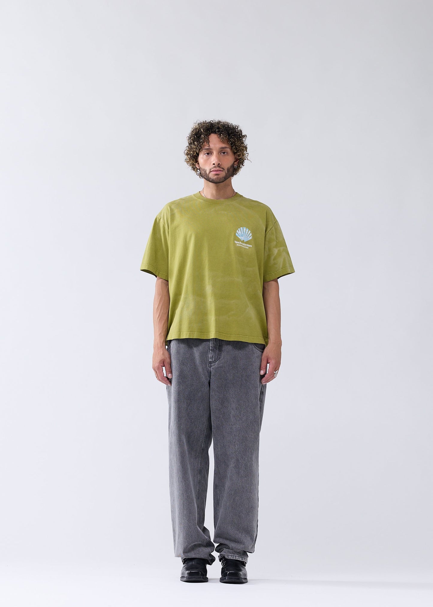LINE UP TEE MOSS