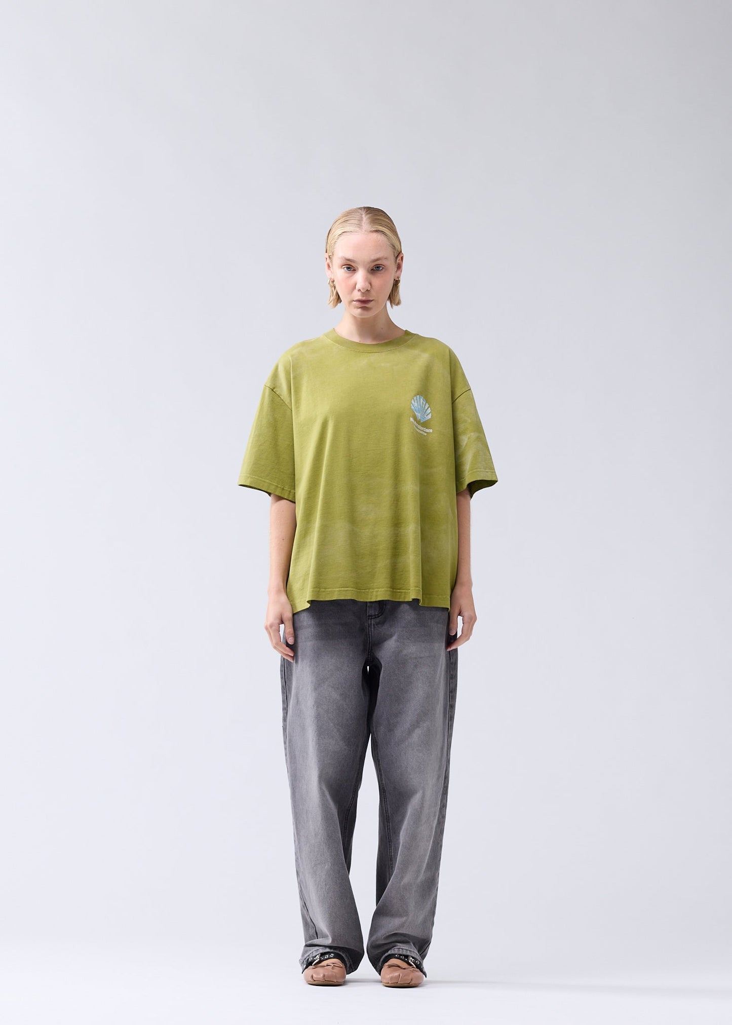 LINE UP TEE MOSS