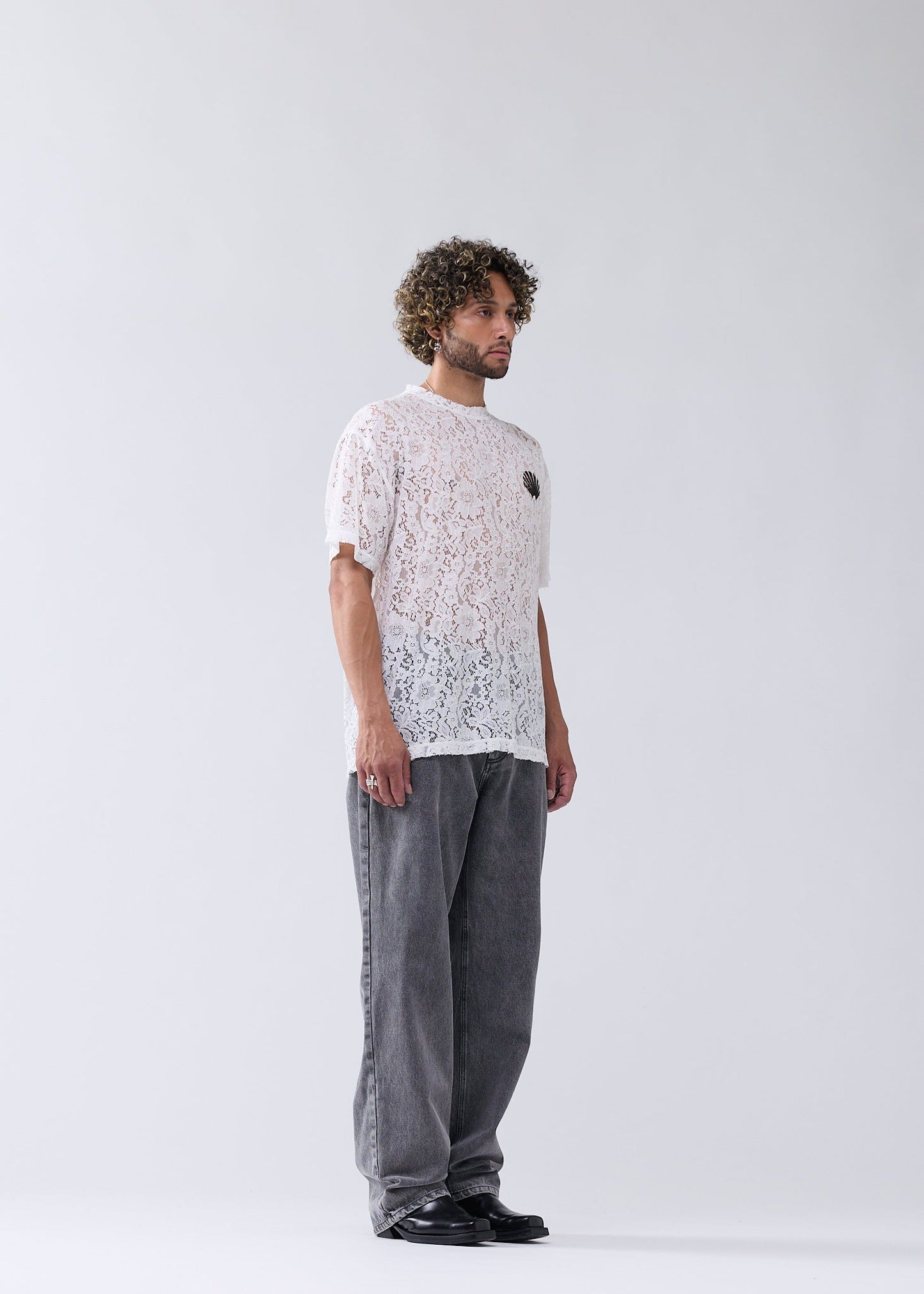 LACE LOGO TEE WHITE/BLACK