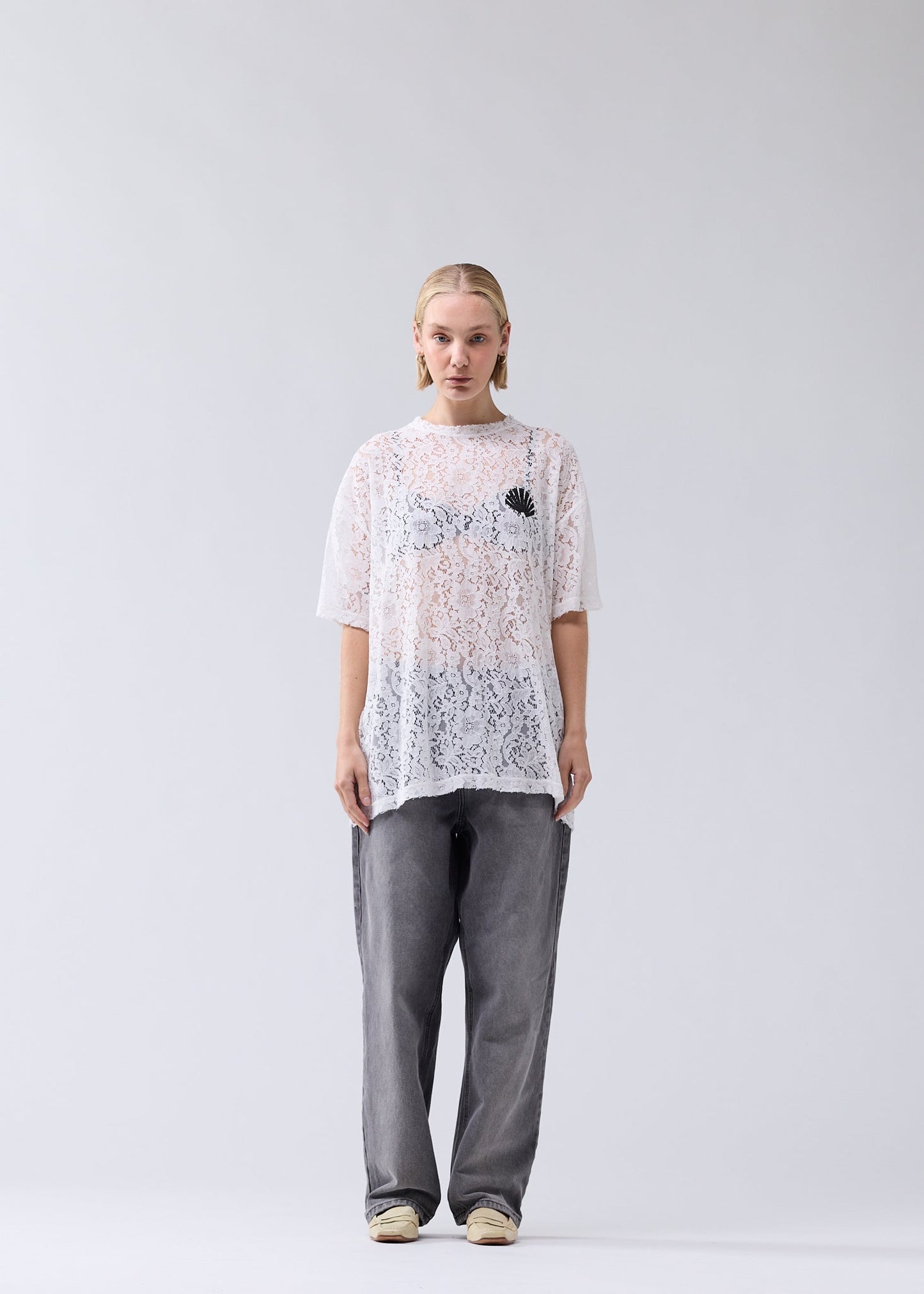 LACE LOGO TEE WHITE/BLACK