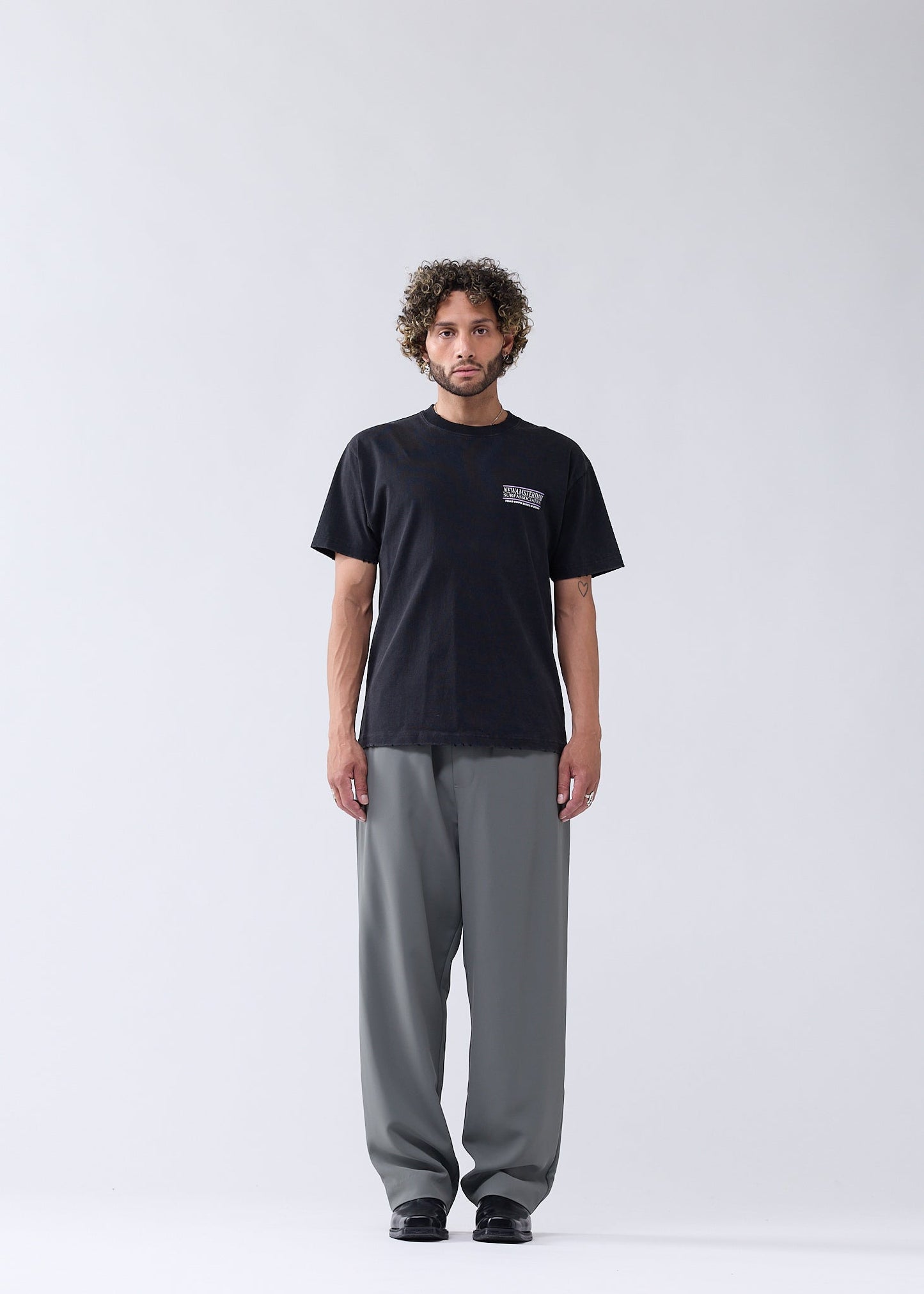 JEWELLERY TEE - BLACK