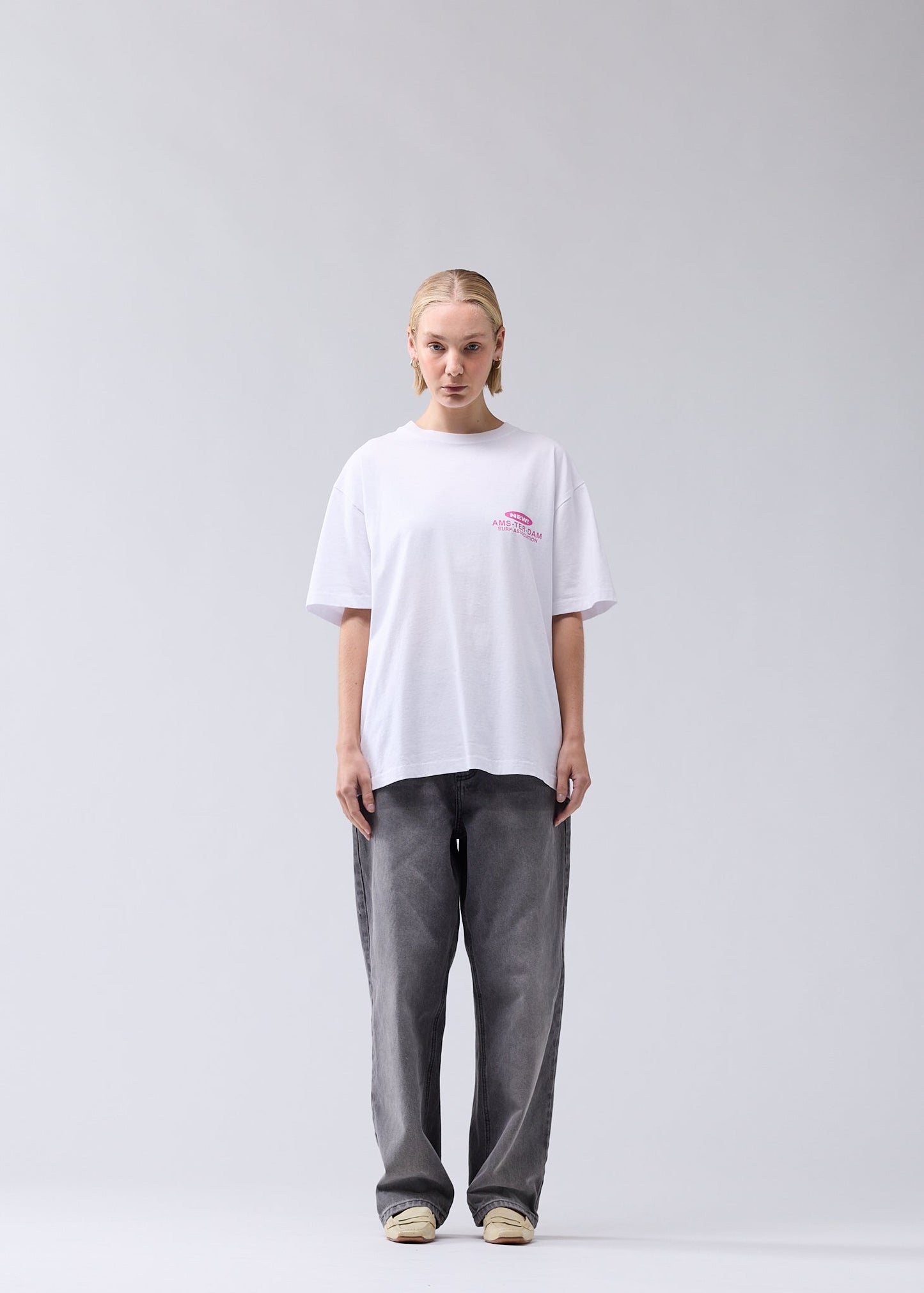 PEARL READINGS TEE WASHED WHITE