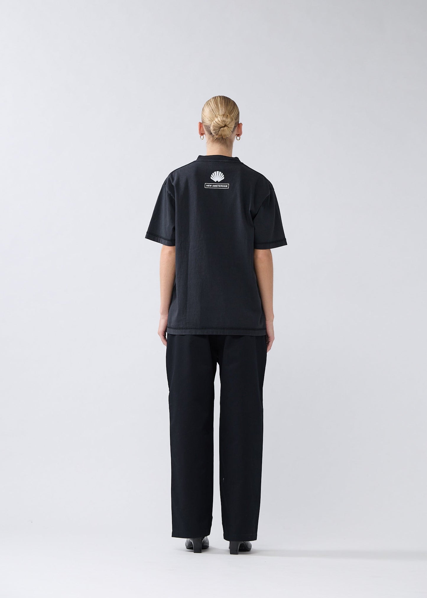 FIRST COME FIRST SURF TEE BLACK