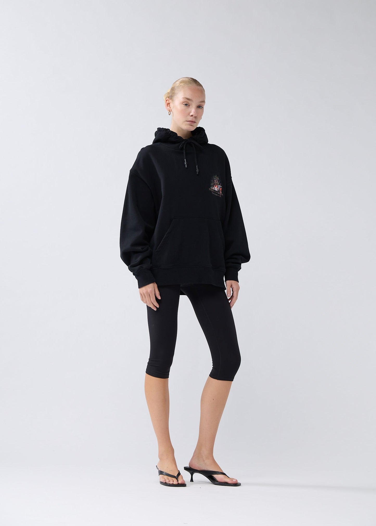 FULL EMBROIDERED BUFFET HOODIE BLACK