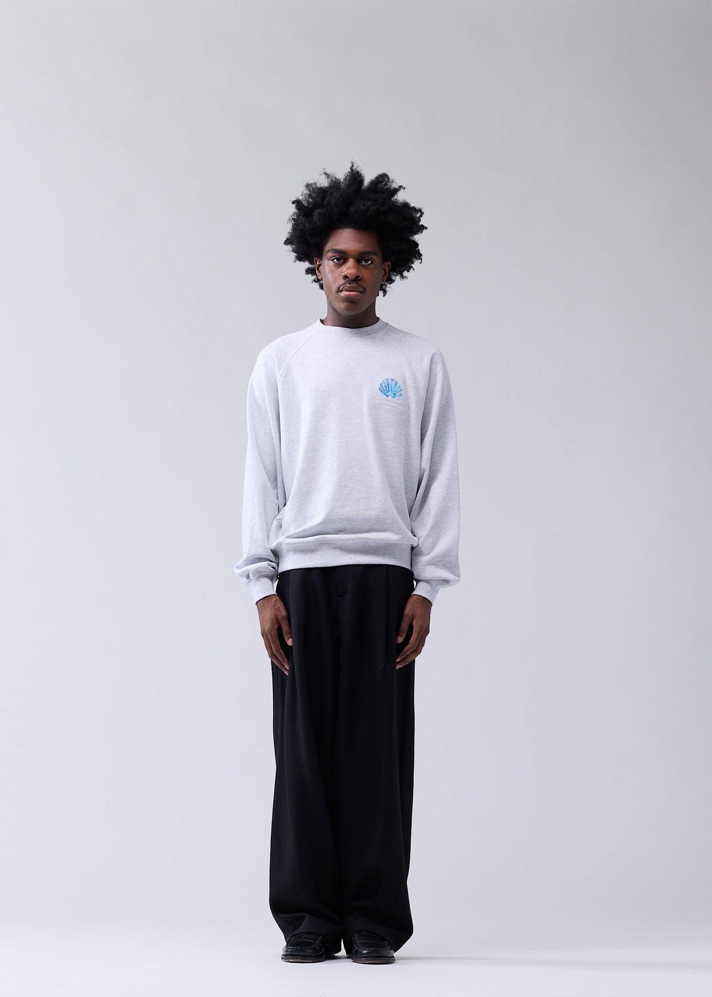 SEA GLOW CREWNECK ASH