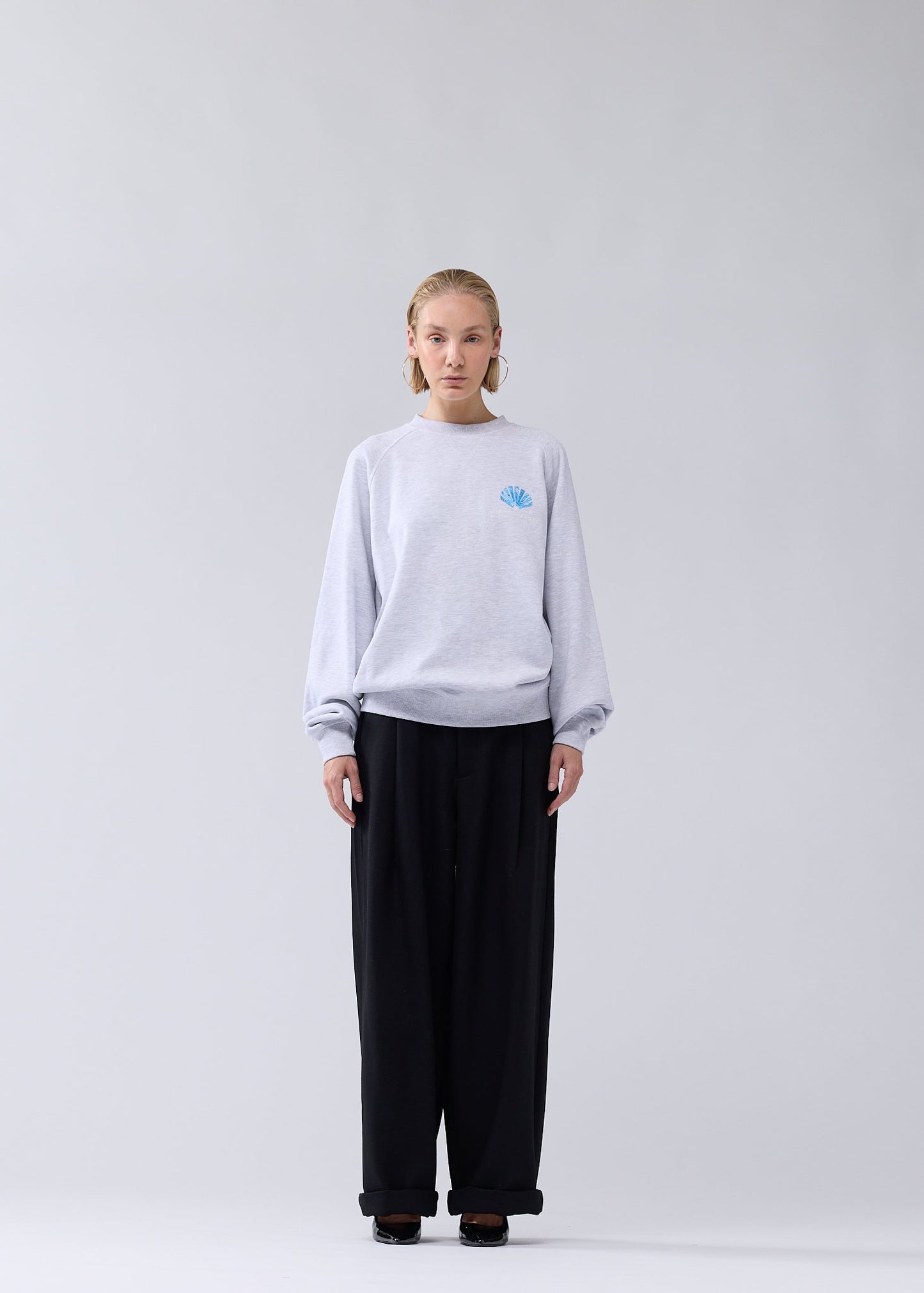 SEA GLOW CREWNECK ASH