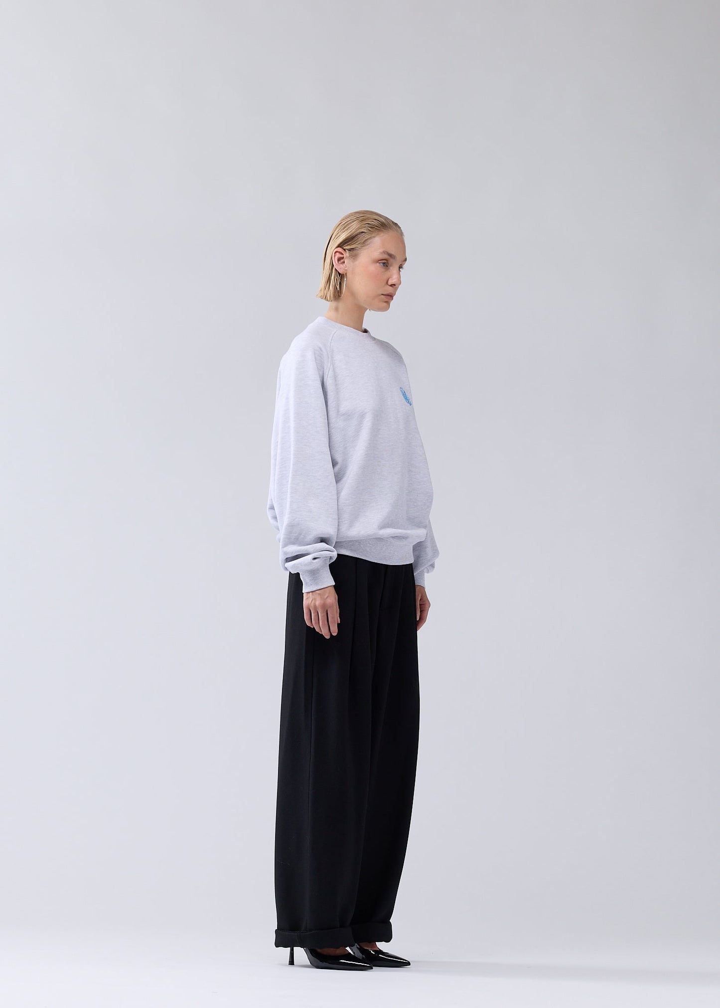 SEA GLOW CREWNECK ASH