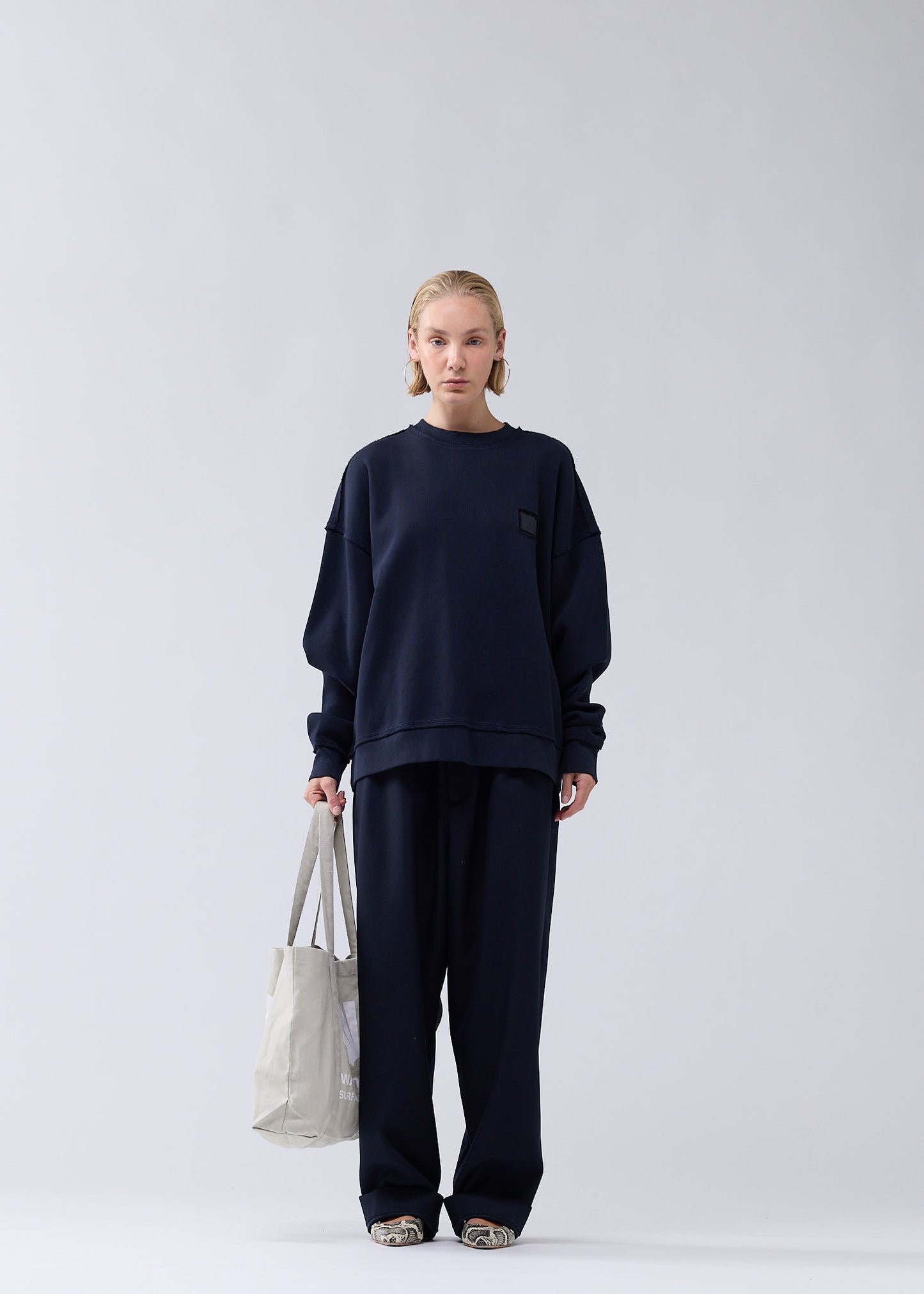 LACE CREWNECK NIGHT/BLACK