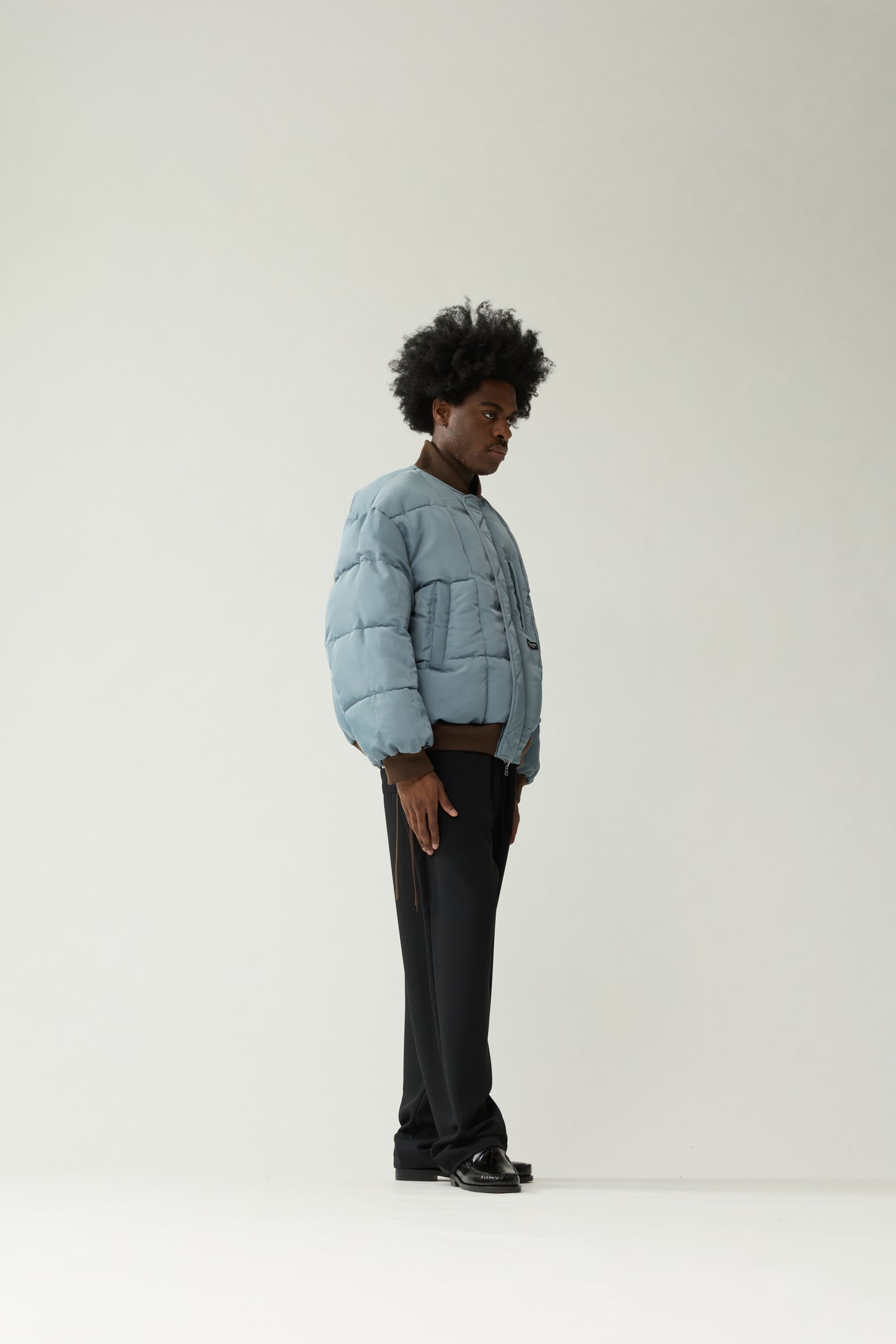 REVERSIBLE BOMBER JACKET | Brown