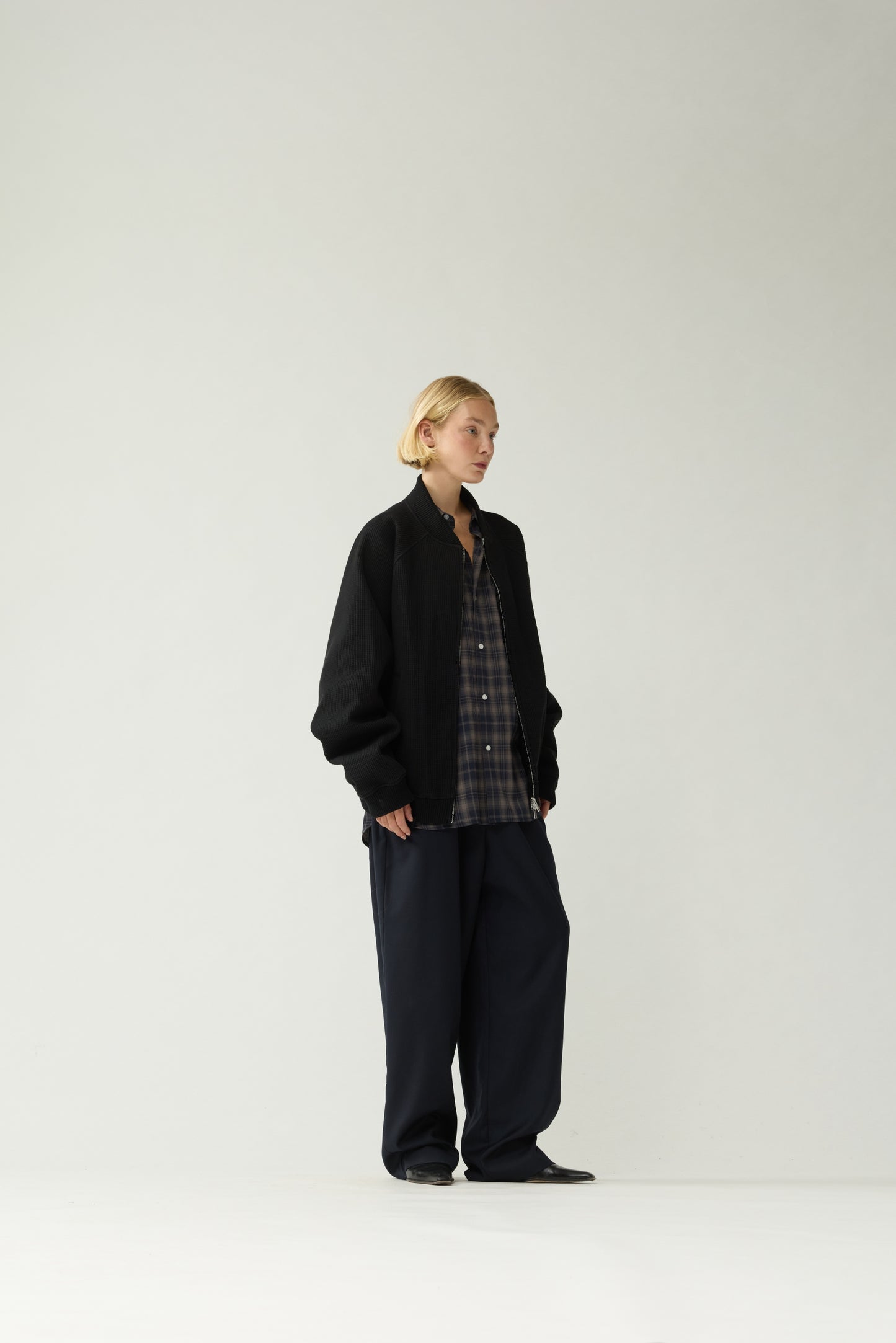 WAFFLE ZIP UP | Black