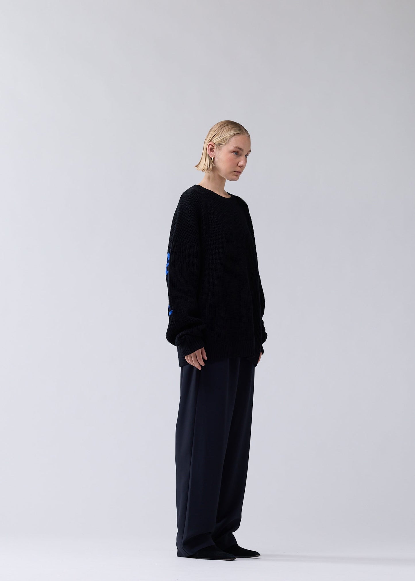 LINE NAME KNIT | Black