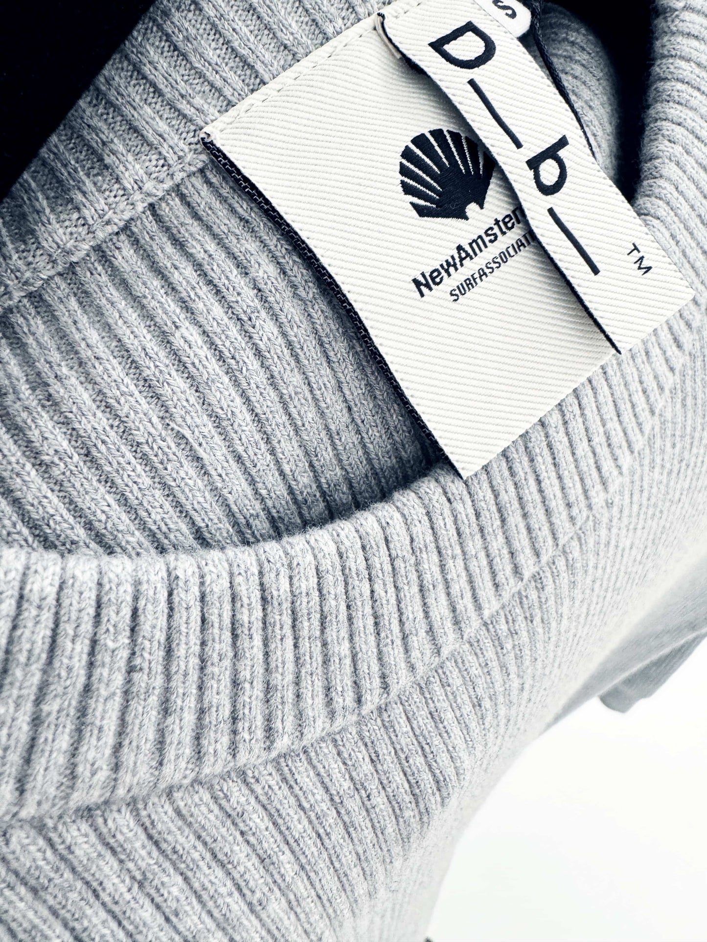 DB X NEW AMSTERDAM LOGO CREWNECK