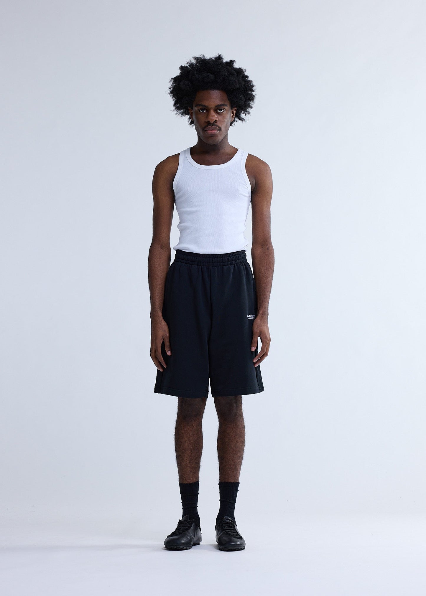 FLOW SHORTS BLACK | Black