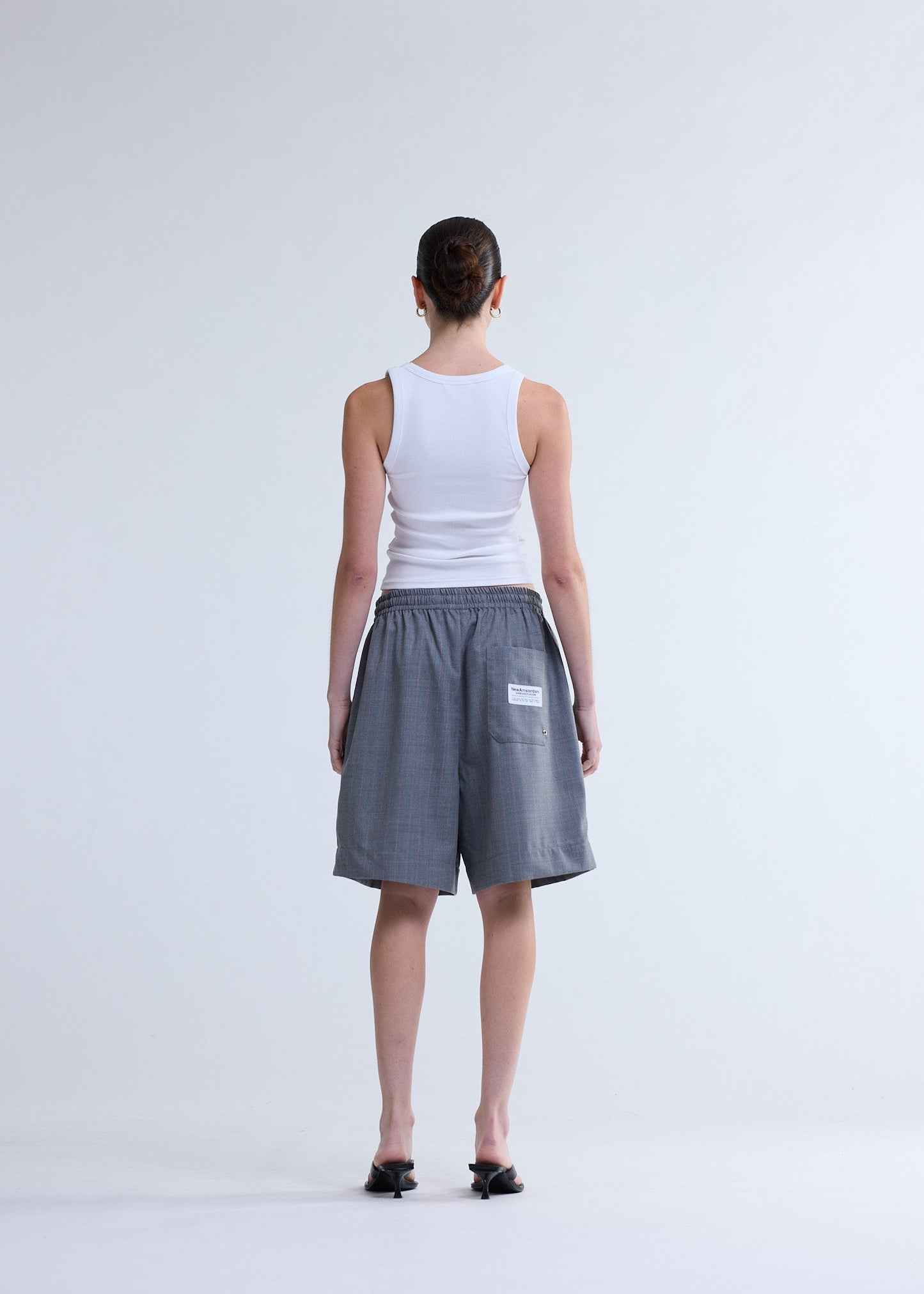 WOOL WORK SHORTS GREY W/PINK PINSTRIPES | Pink pinstripe