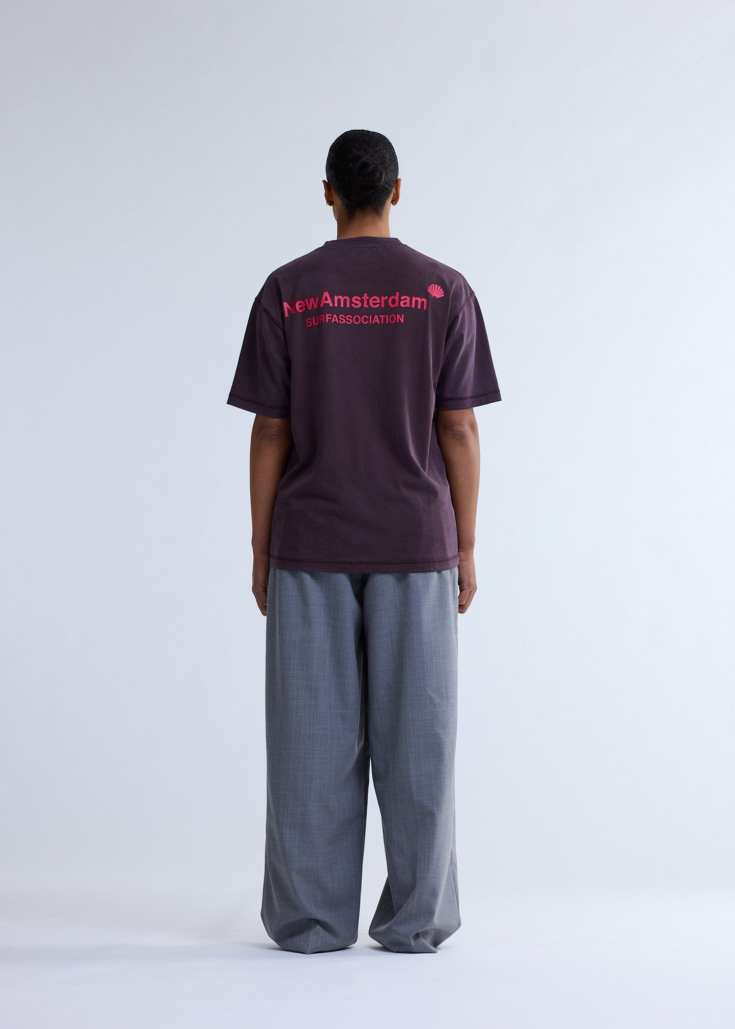 LOGO TEE WALNUT/DEEP RED | Walnut