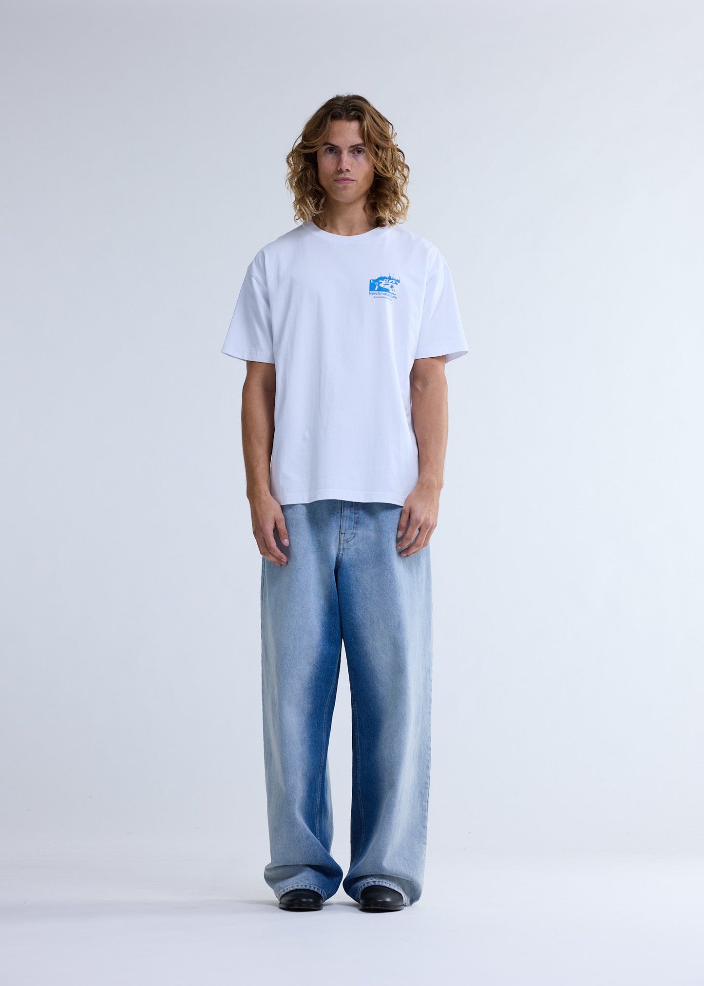 BEACH SIGN TEE WHITE | White