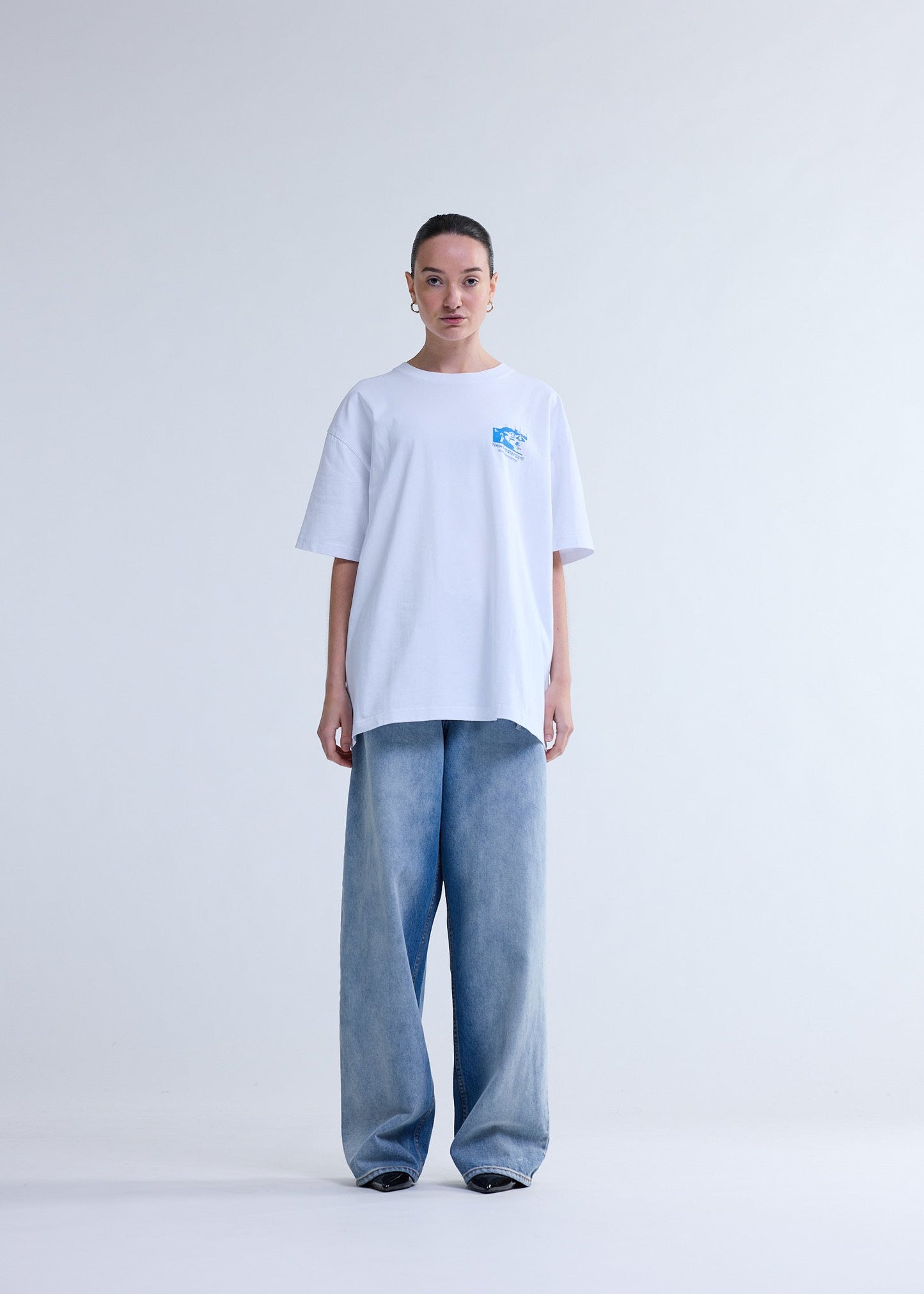 BEACH SIGN TEE WHITE | White