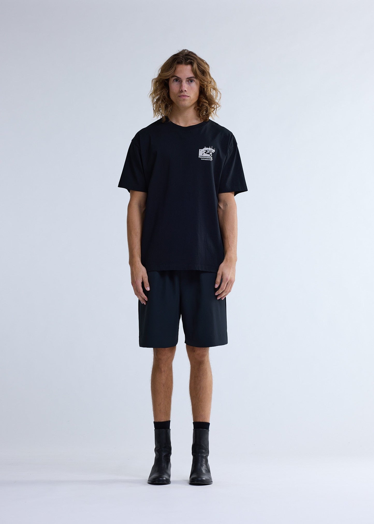 BEACH SIGN TEE BLACK | Black