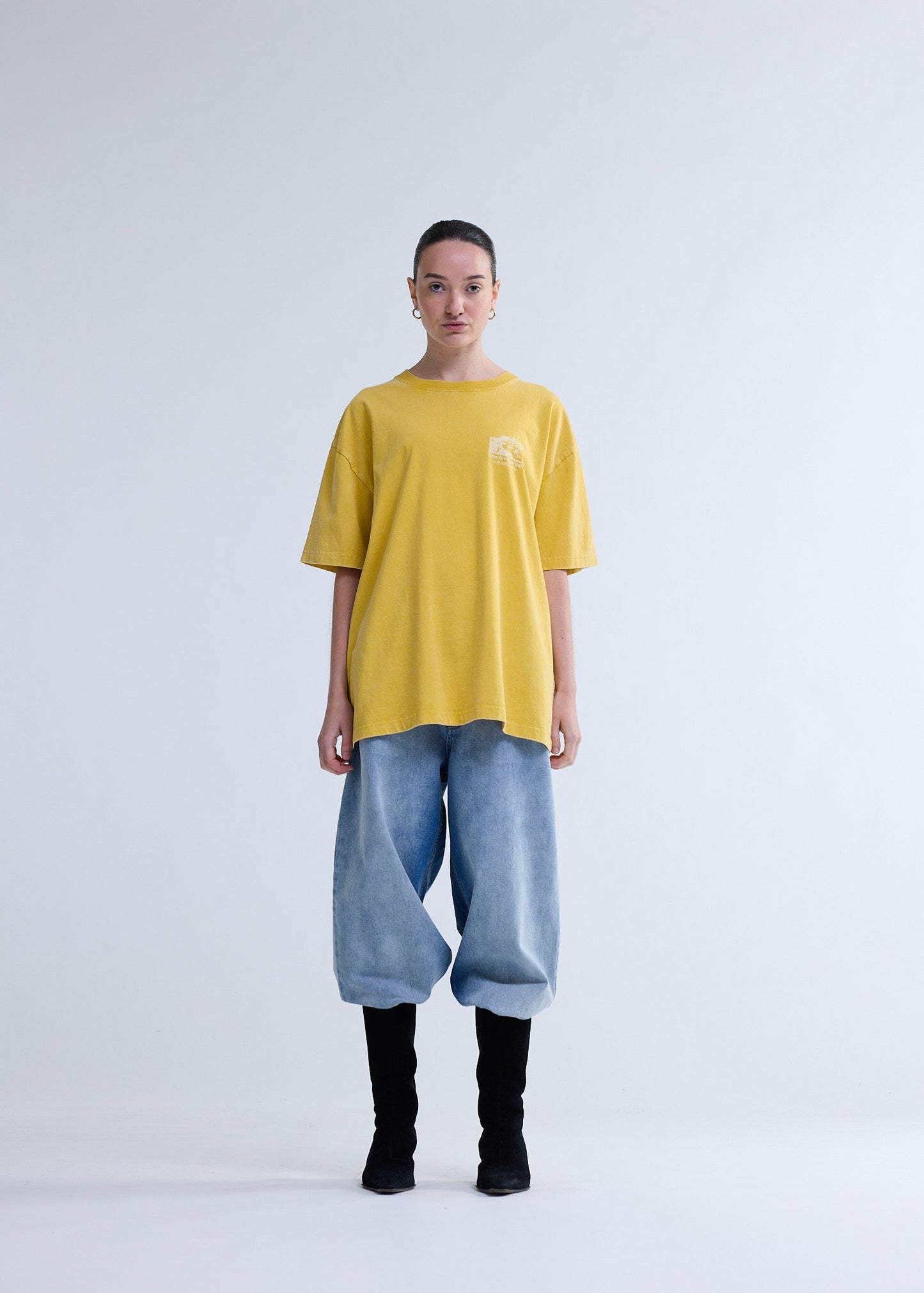 BEACH SIGN TEE SUN YELLOW | Yellow