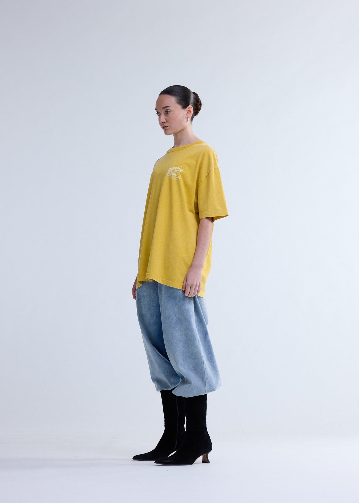 BEACH SIGN TEE SUN YELLOW | Yellow