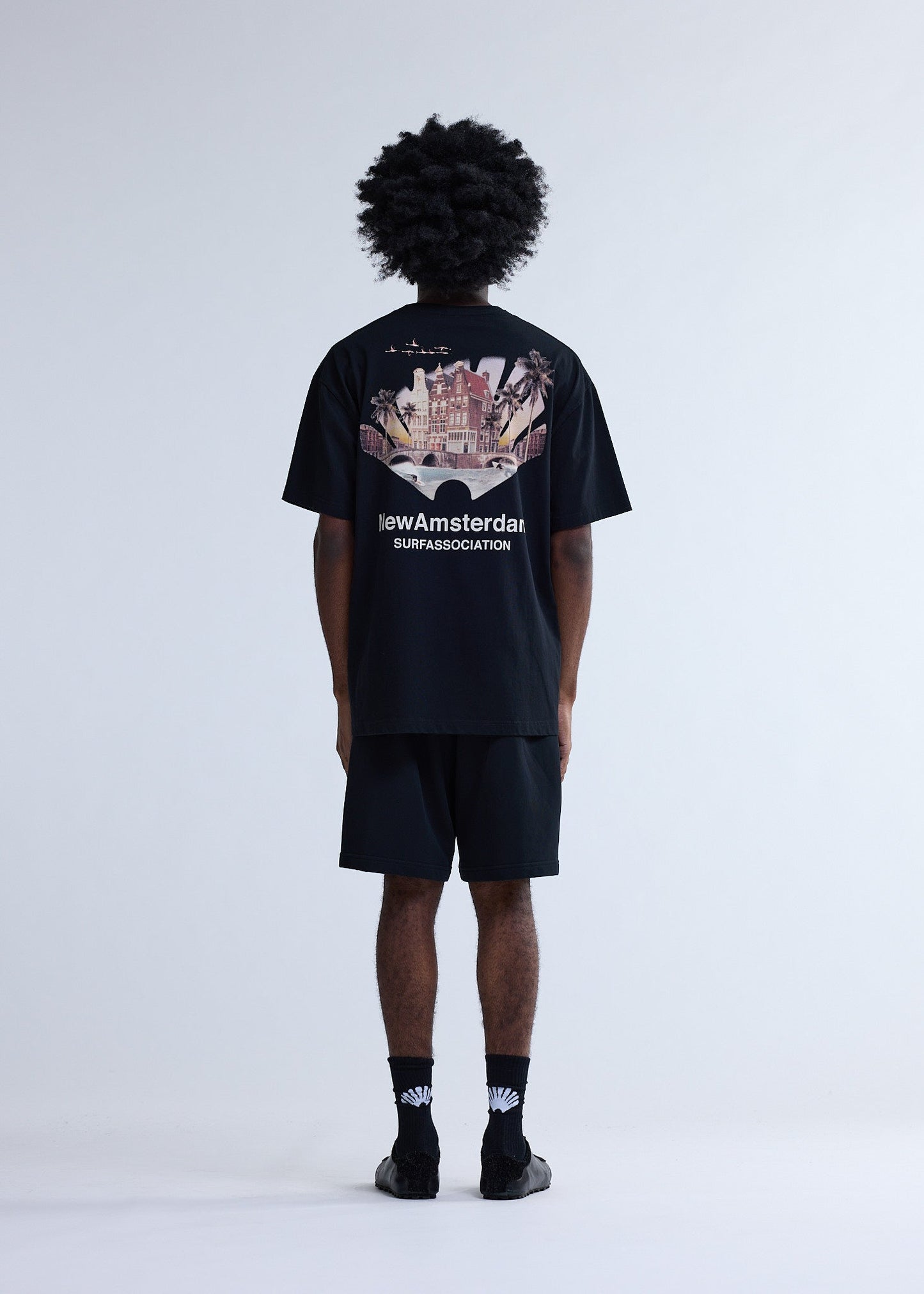 TROPICAL TEE BLACK | Black