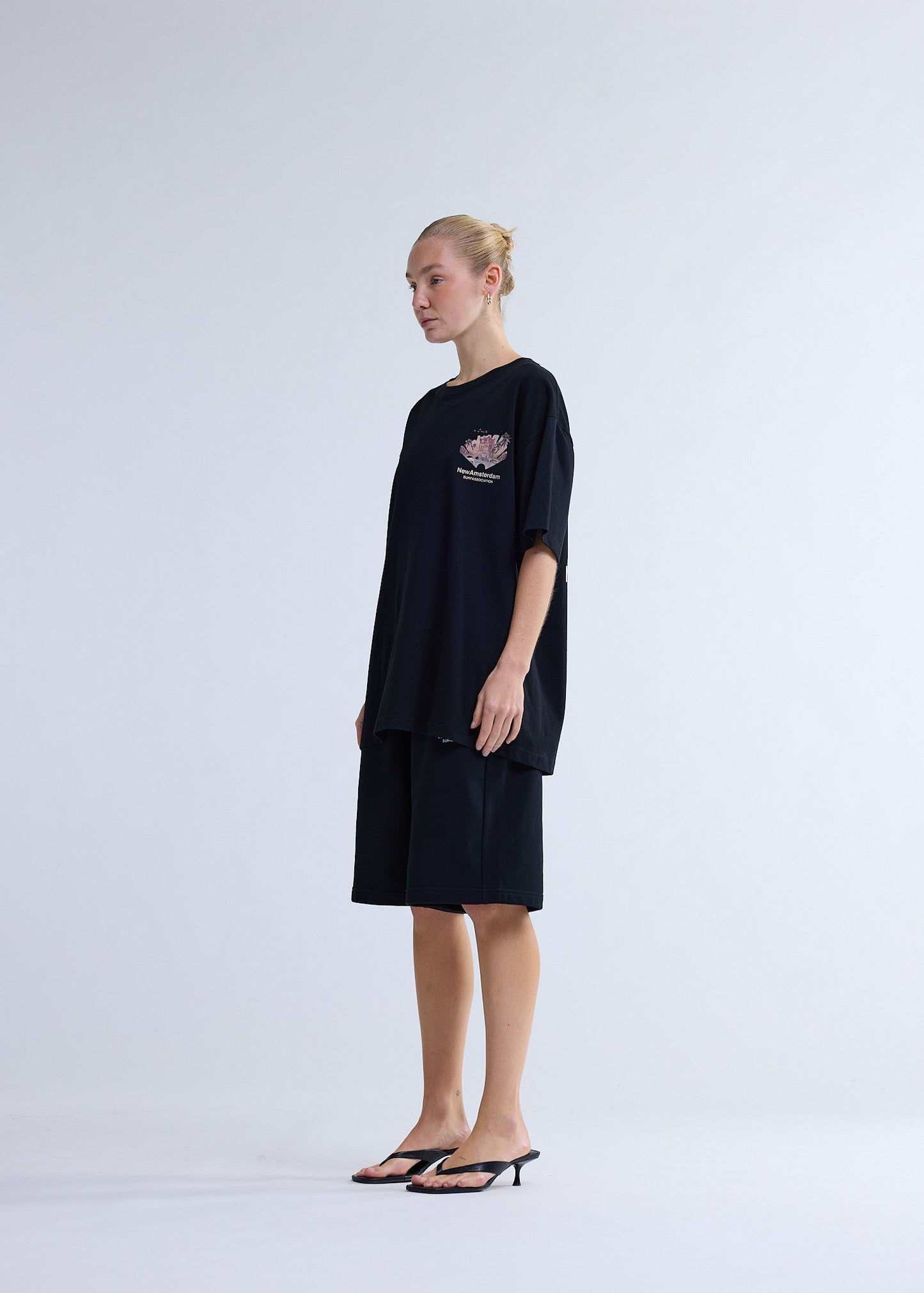 TROPICAL TEE BLACK | Black