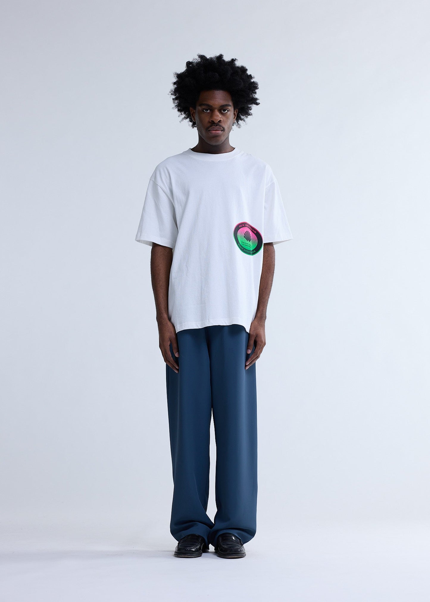 SURF CENTRE TEE WASHED WHITE | Washed White