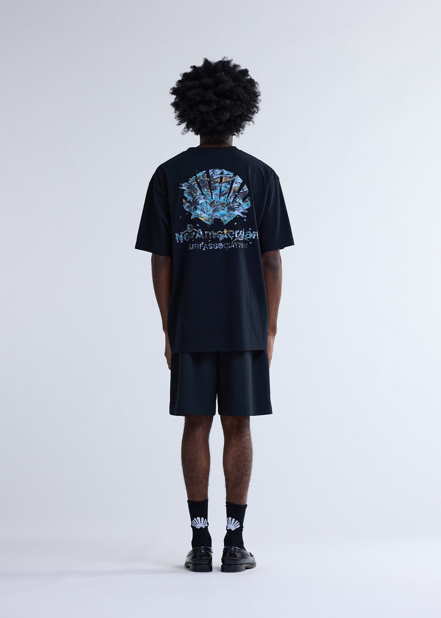 DOLPHIN TEE BLACK | Black