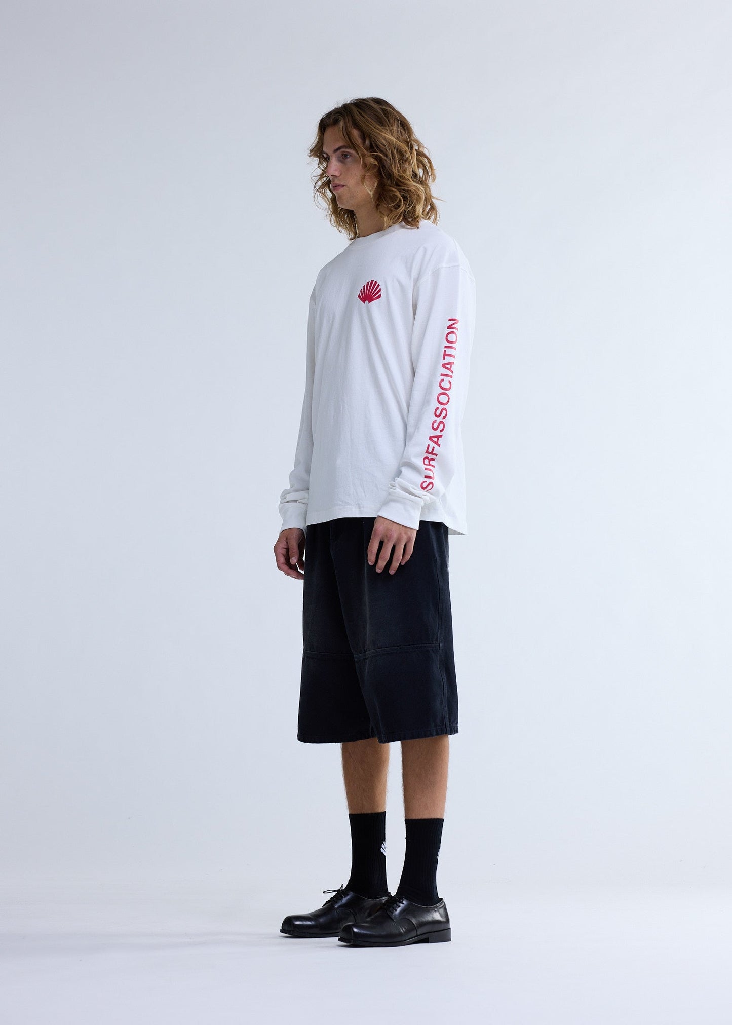 LOGO LONGSLEEVE WASHED WHITE/DEEP RED | Washed White