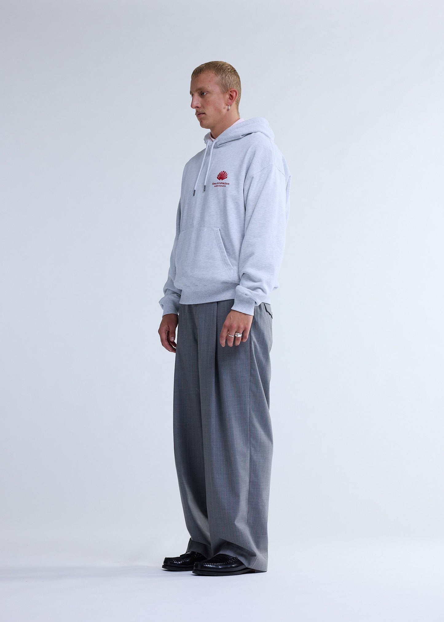 LOGO HOODIE ASH/POPPY RED | Ash