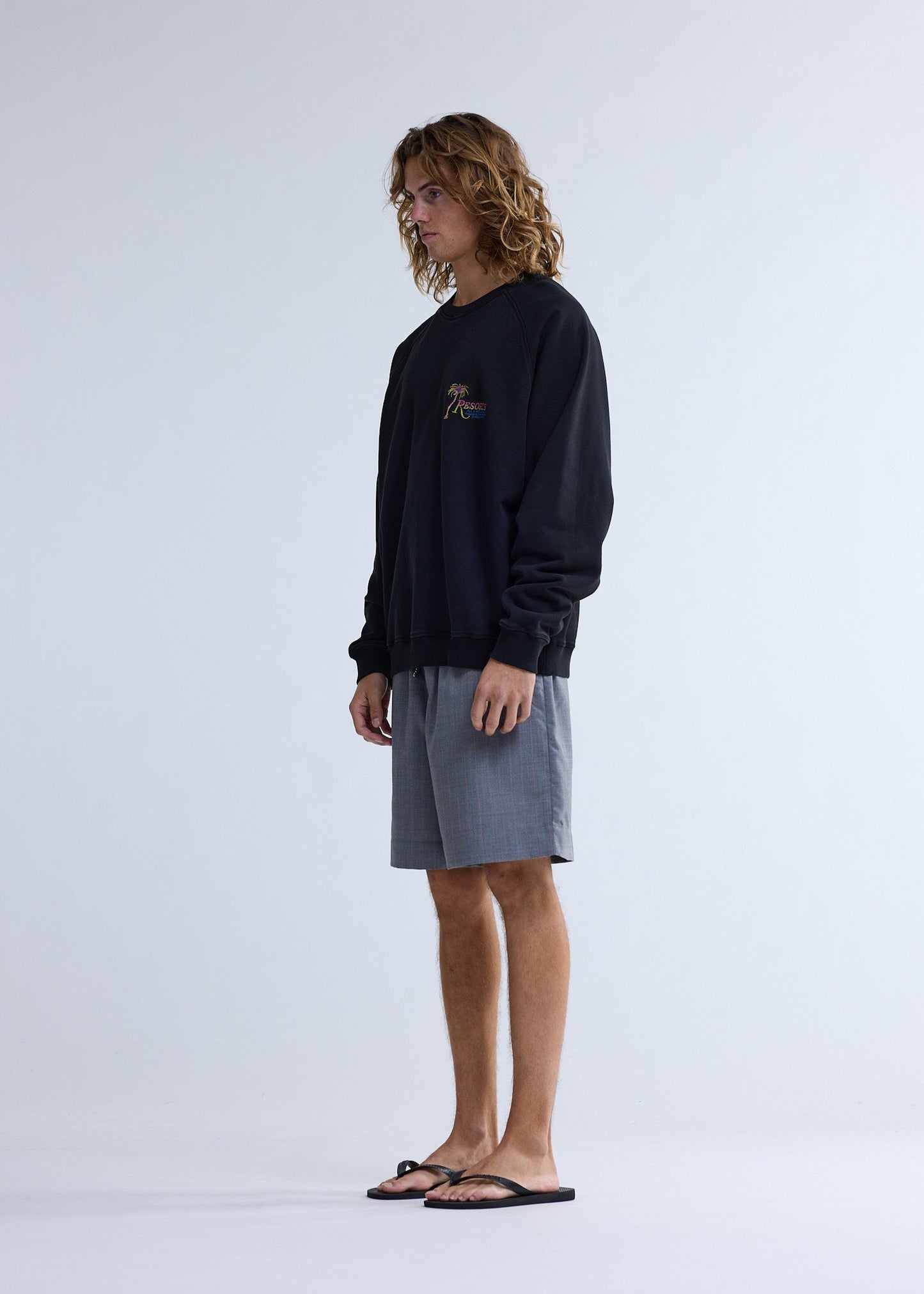 RESORTS CREWNECK BLACK | Black