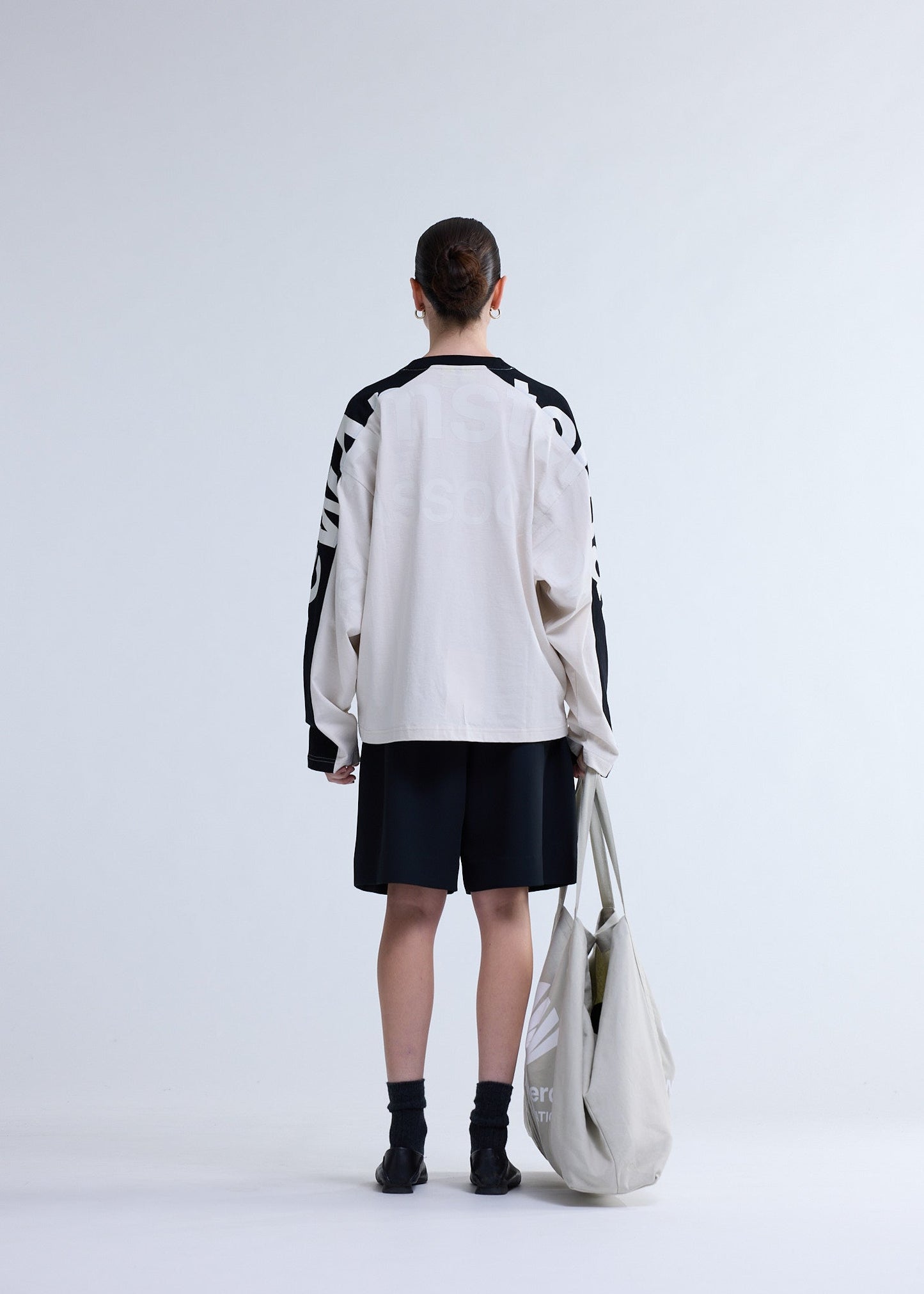 NAME LONGSLEEVE WARM SAND/BLACK | Sand